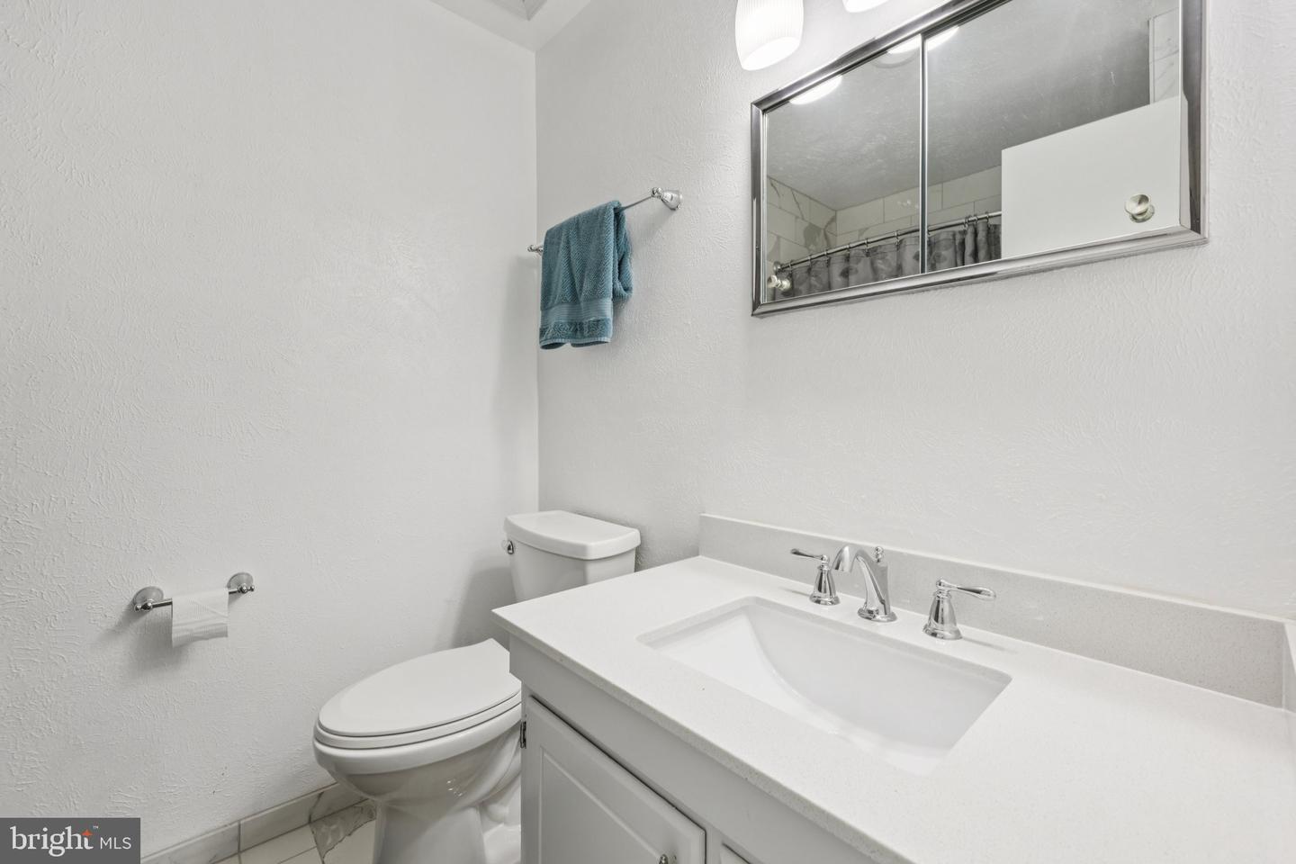 28 CLIFF RD, FRONT ROYAL, Virginia 22630, 3 Bedrooms Bedrooms, ,3 BathroomsBathrooms,Residential,For sale,28 CLIFF RD,VAWR2011432 MLS # VAWR2011432