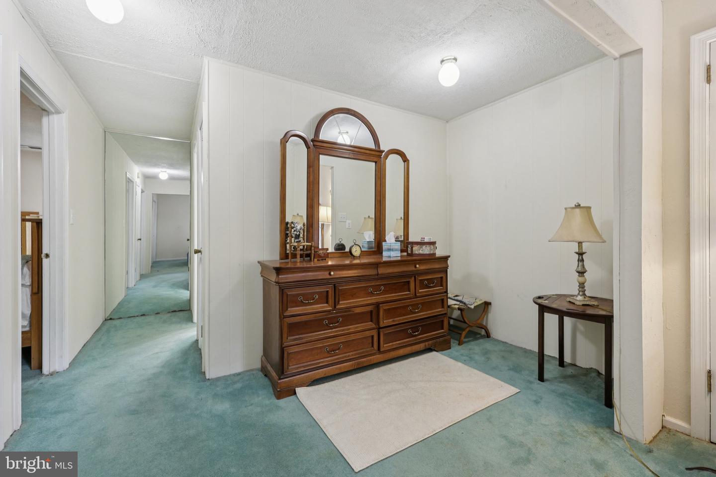 28 CLIFF RD, FRONT ROYAL, Virginia 22630, 3 Bedrooms Bedrooms, ,3 BathroomsBathrooms,Residential,For sale,28 CLIFF RD,VAWR2011432 MLS # VAWR2011432