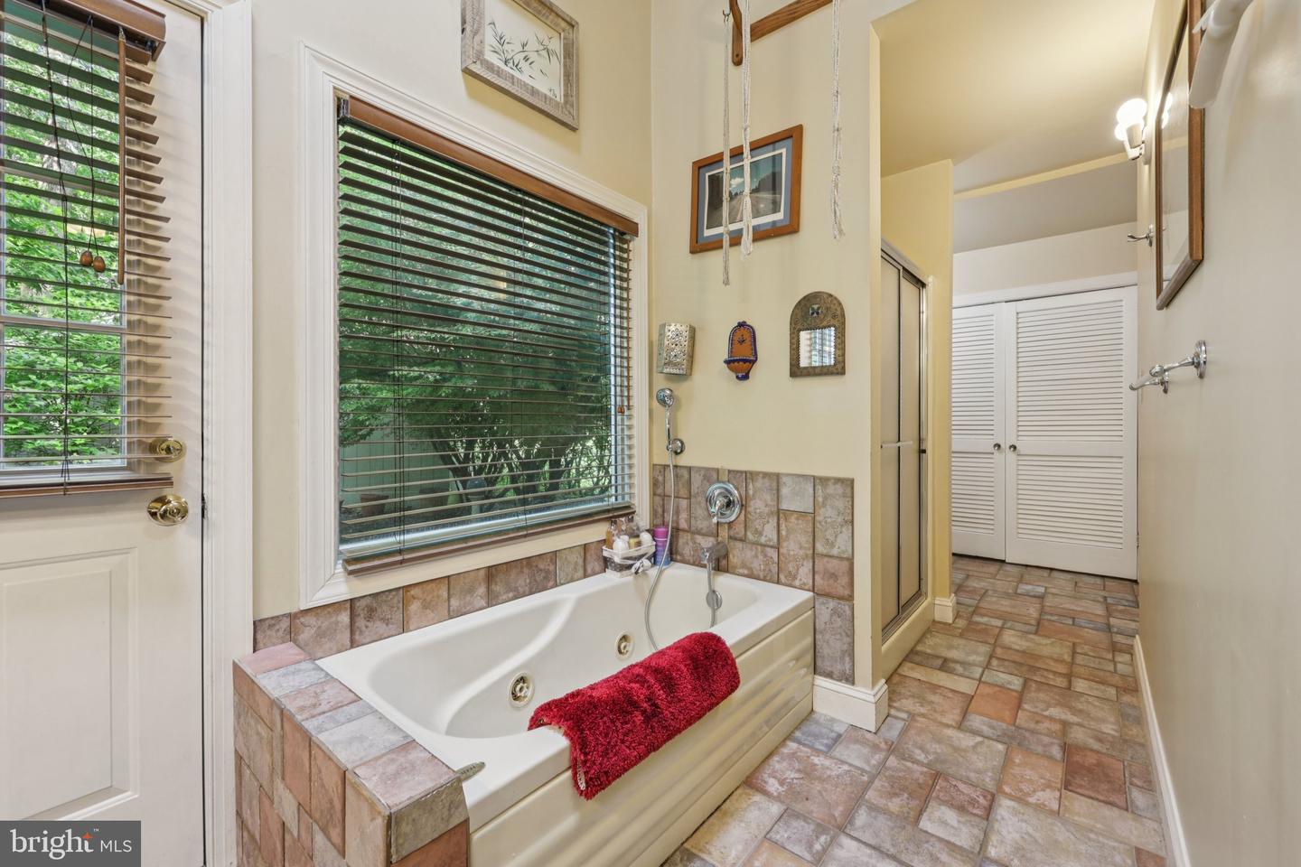 28 CLIFF RD, FRONT ROYAL, Virginia 22630, 3 Bedrooms Bedrooms, ,3 BathroomsBathrooms,Residential,For sale,28 CLIFF RD,VAWR2011432 MLS # VAWR2011432