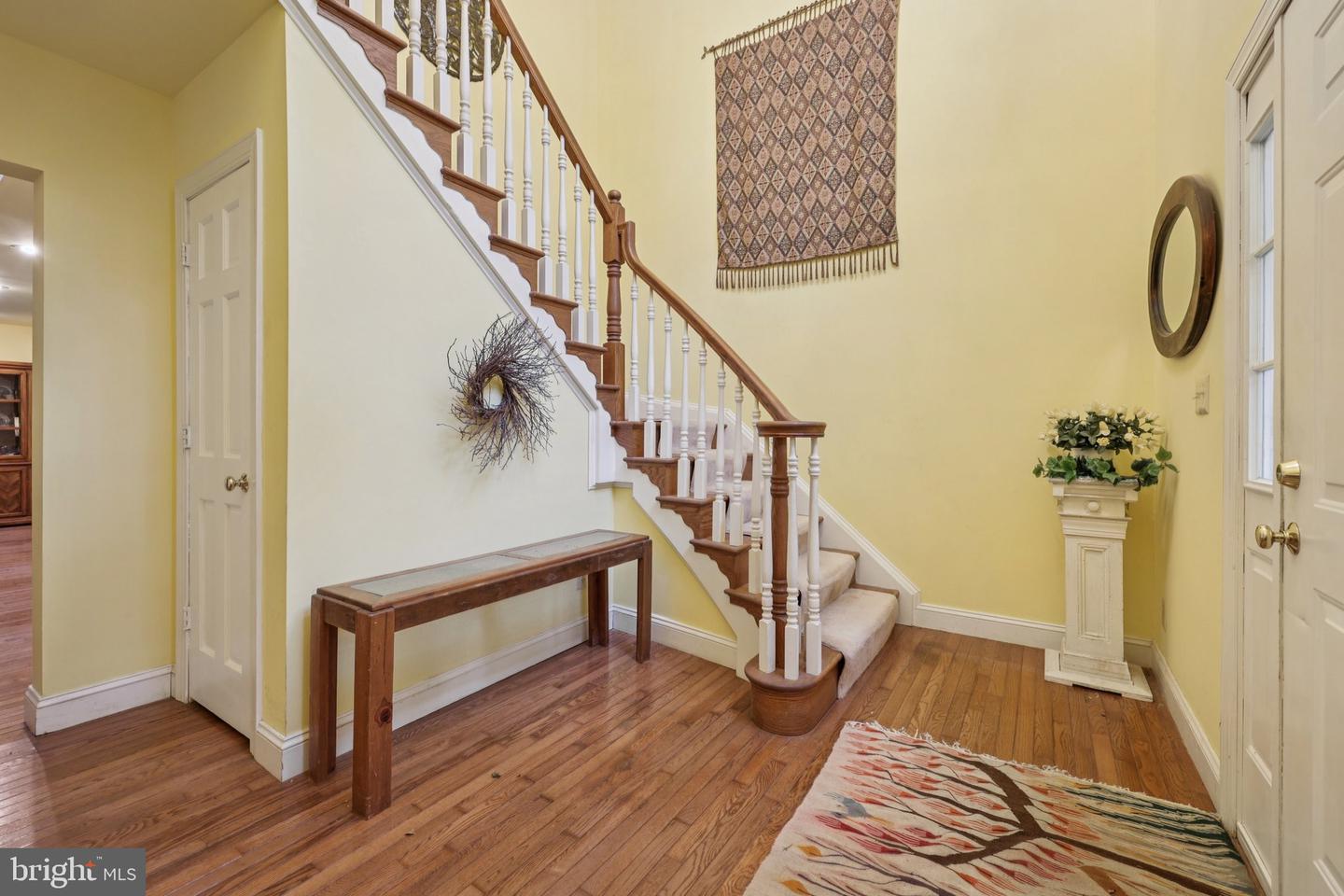 28 CLIFF RD, FRONT ROYAL, Virginia 22630, 3 Bedrooms Bedrooms, ,3 BathroomsBathrooms,Residential,For sale,28 CLIFF RD,VAWR2011432 MLS # VAWR2011432