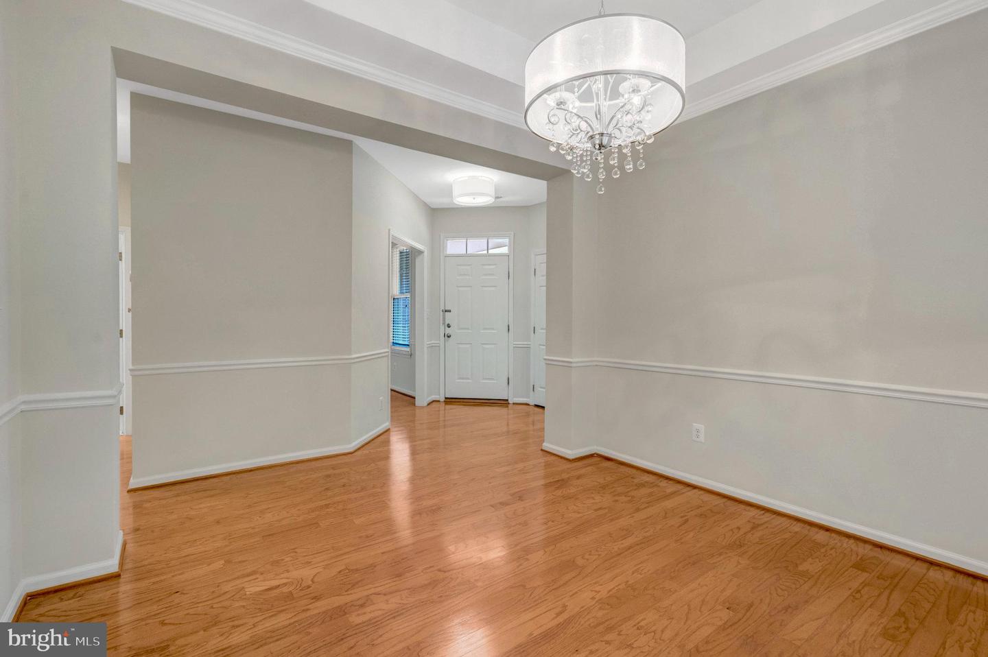 13717 CURRANT LOOP, GAINESVILLE, Virginia 20155, 3 Bedrooms Bedrooms, ,3 BathroomsBathrooms,Residential,For sale,13717 CURRANT LOOP,VAPW2096930 MLS # VAPW2096930