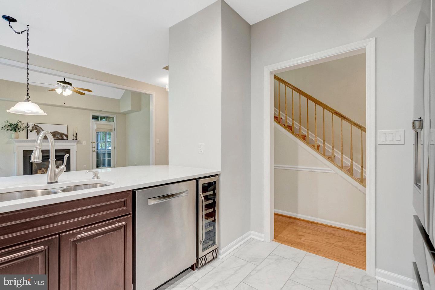 13717 CURRANT LOOP, GAINESVILLE, Virginia 20155, 3 Bedrooms Bedrooms, ,3 BathroomsBathrooms,Residential,For sale,13717 CURRANT LOOP,VAPW2096930 MLS # VAPW2096930