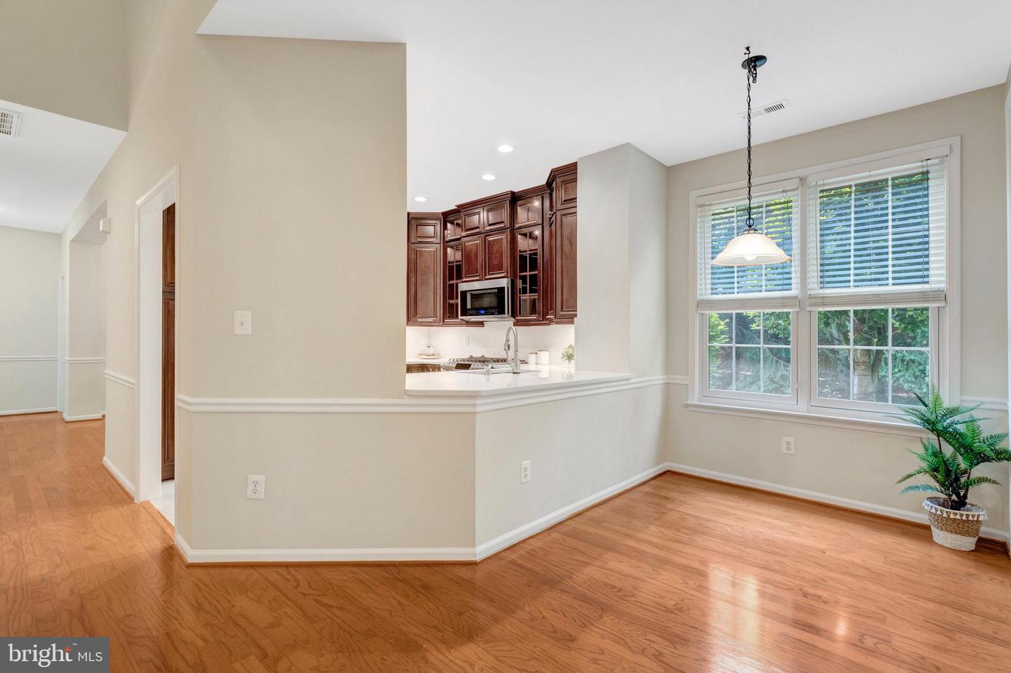 13717 CURRANT LOOP, GAINESVILLE, Virginia 20155, 3 Bedrooms Bedrooms, ,3 BathroomsBathrooms,Residential,For sale,13717 CURRANT LOOP,VAPW2096930 MLS # VAPW2096930