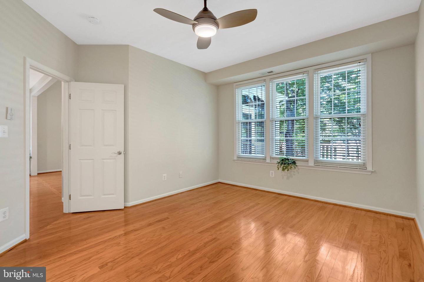 13717 CURRANT LOOP, GAINESVILLE, Virginia 20155, 3 Bedrooms Bedrooms, ,3 BathroomsBathrooms,Residential,For sale,13717 CURRANT LOOP,VAPW2096930 MLS # VAPW2096930