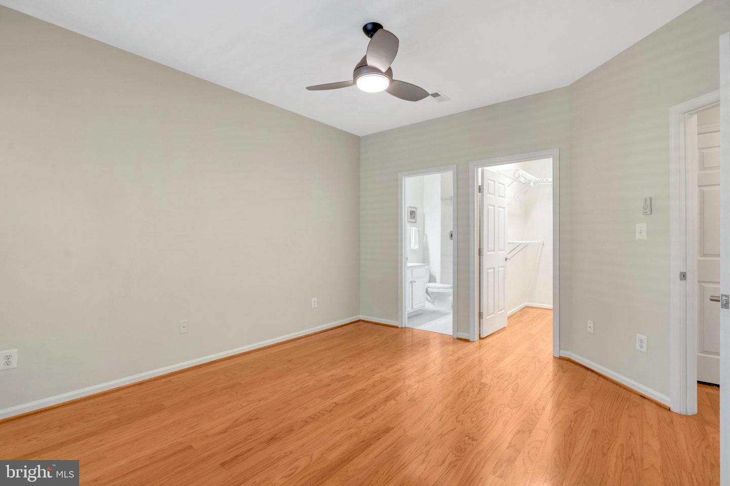 13717 CURRANT LOOP, GAINESVILLE, Virginia 20155, 3 Bedrooms Bedrooms, ,3 BathroomsBathrooms,Residential,For sale,13717 CURRANT LOOP,VAPW2096930 MLS # VAPW2096930