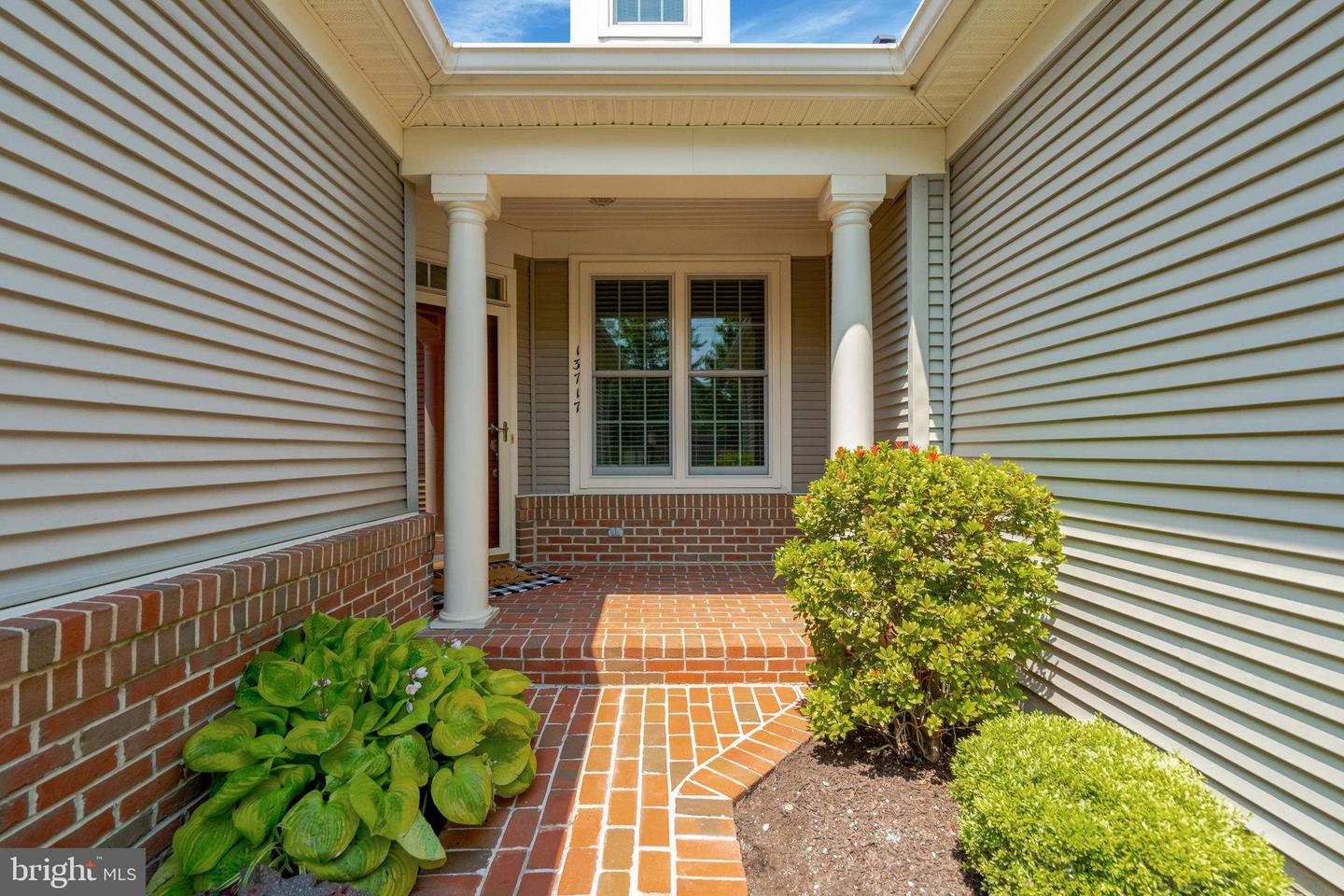 13717 CURRANT LOOP, GAINESVILLE, Virginia 20155, 3 Bedrooms Bedrooms, ,3 BathroomsBathrooms,Residential,For sale,13717 CURRANT LOOP,VAPW2096930 MLS # VAPW2096930