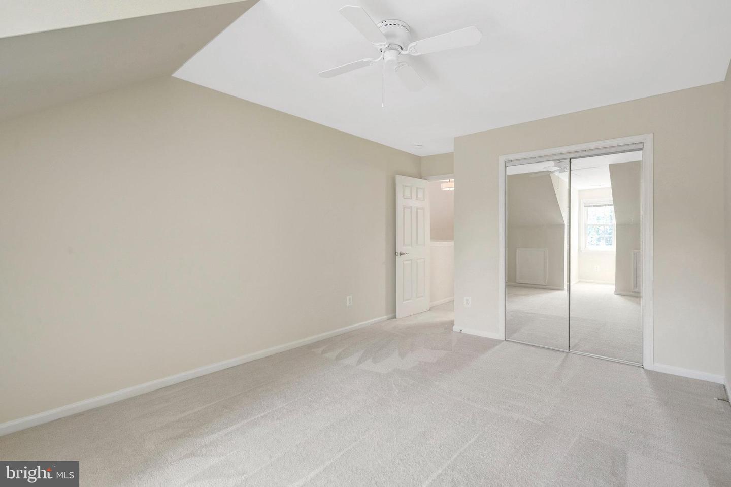 13717 CURRANT LOOP, GAINESVILLE, Virginia 20155, 3 Bedrooms Bedrooms, ,3 BathroomsBathrooms,Residential,For sale,13717 CURRANT LOOP,VAPW2096930 MLS # VAPW2096930