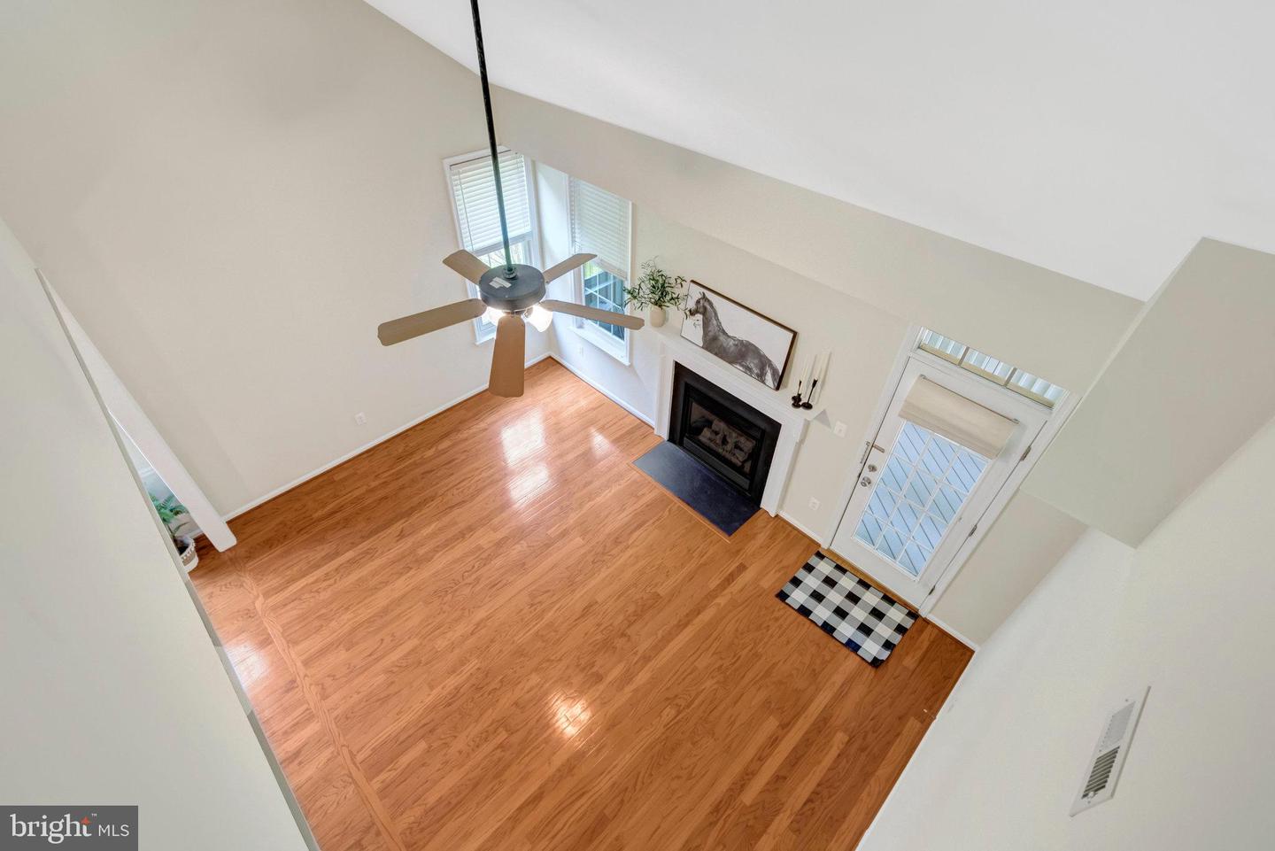 13717 CURRANT LOOP, GAINESVILLE, Virginia 20155, 3 Bedrooms Bedrooms, ,3 BathroomsBathrooms,Residential,For sale,13717 CURRANT LOOP,VAPW2096930 MLS # VAPW2096930