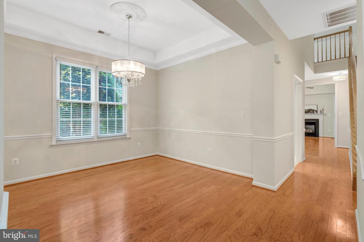 13717 CURRANT LOOP, GAINESVILLE, Virginia 20155, 3 Bedrooms Bedrooms, ,3 BathroomsBathrooms,Residential,For sale,13717 CURRANT LOOP,VAPW2096930 MLS # VAPW2096930