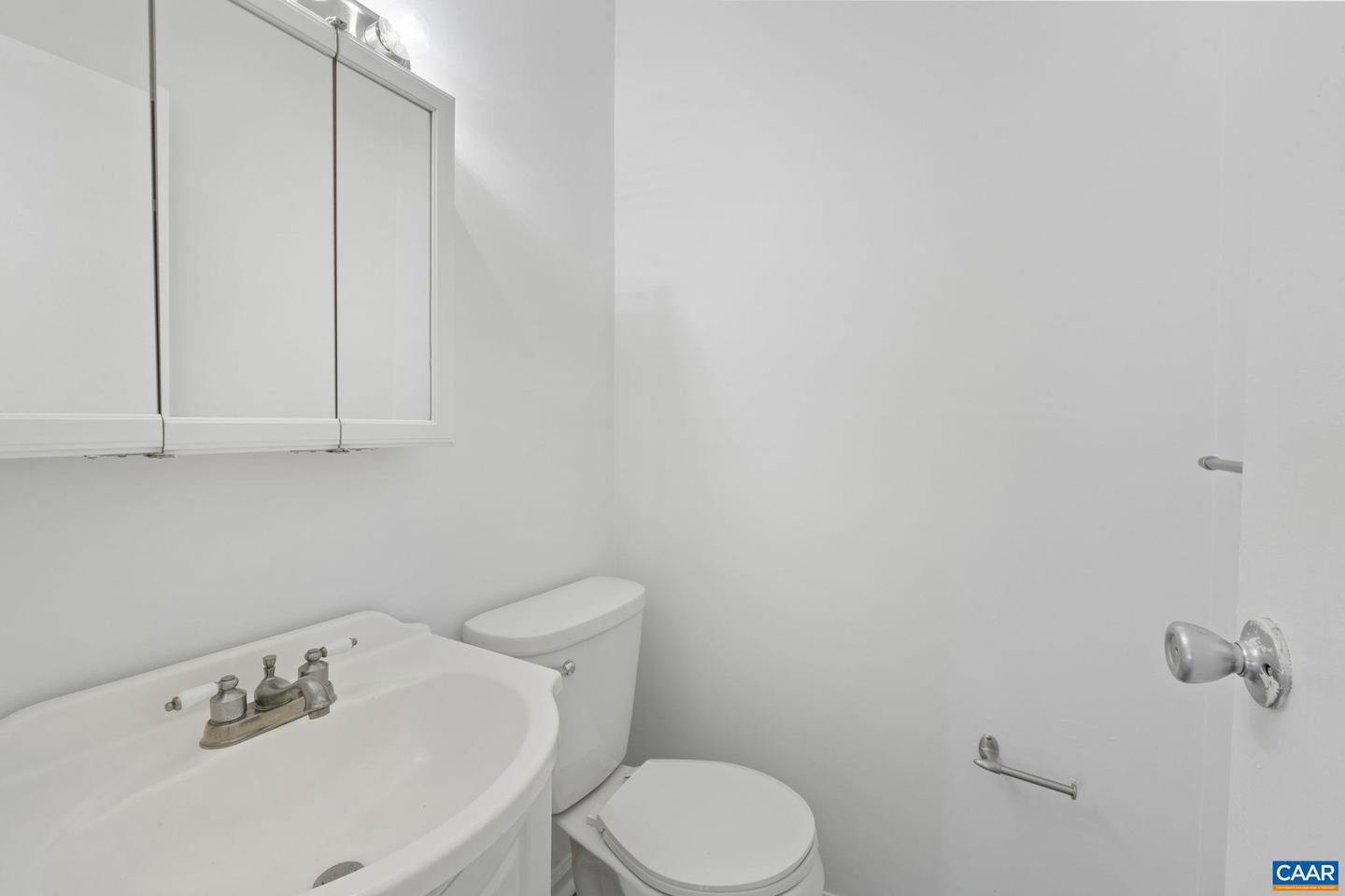 753 ORANGEDALE AVE, CHARLOTTESVILLE, Virginia 22903, 3 Bedrooms Bedrooms, ,1 BathroomBathrooms,Residential,For sale,753 ORANGEDALE AVE,665666 MLS # 665666