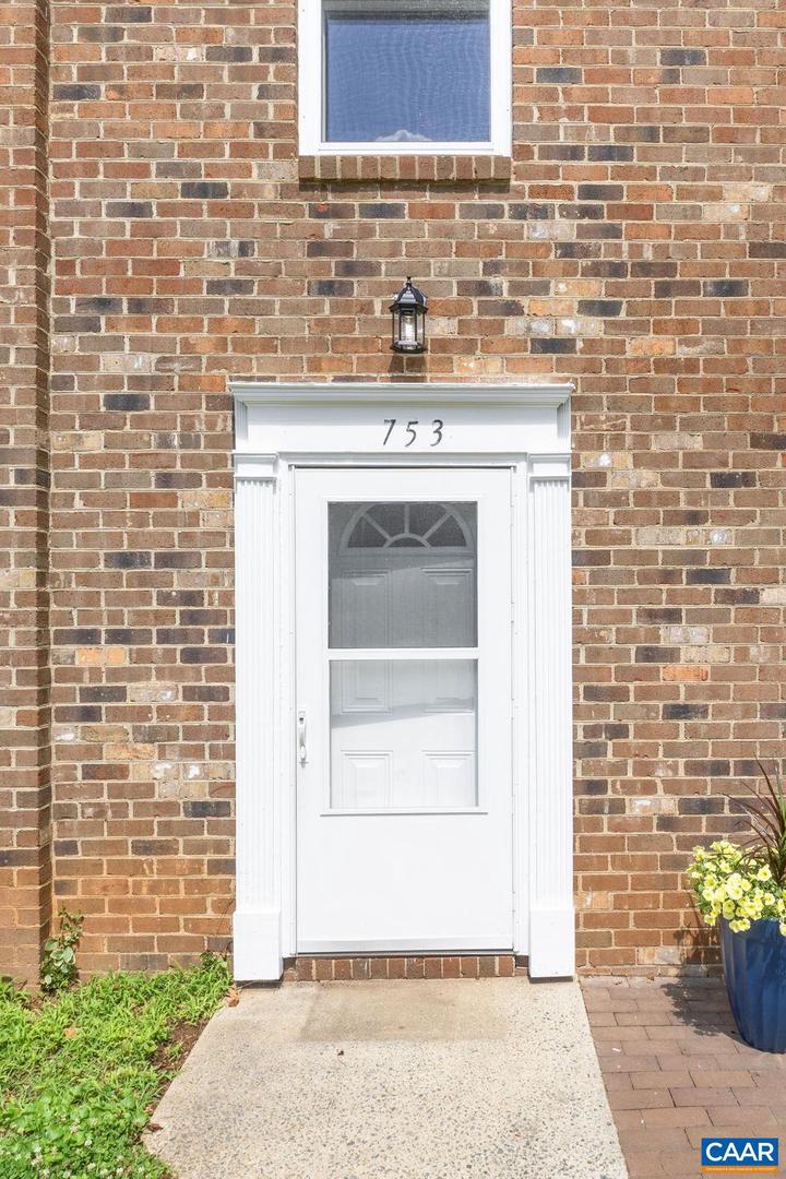 753 ORANGEDALE AVE, CHARLOTTESVILLE, Virginia 22903, 3 Bedrooms Bedrooms, ,1 BathroomBathrooms,Residential,For sale,753 ORANGEDALE AVE,665666 MLS # 665666