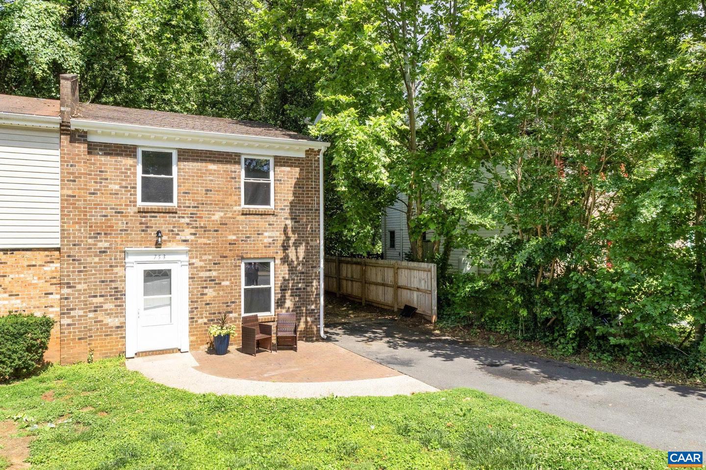 753 ORANGEDALE AVE, CHARLOTTESVILLE, Virginia 22903, 3 Bedrooms Bedrooms, ,1 BathroomBathrooms,Residential,For sale,753 ORANGEDALE AVE,665666 MLS # 665666