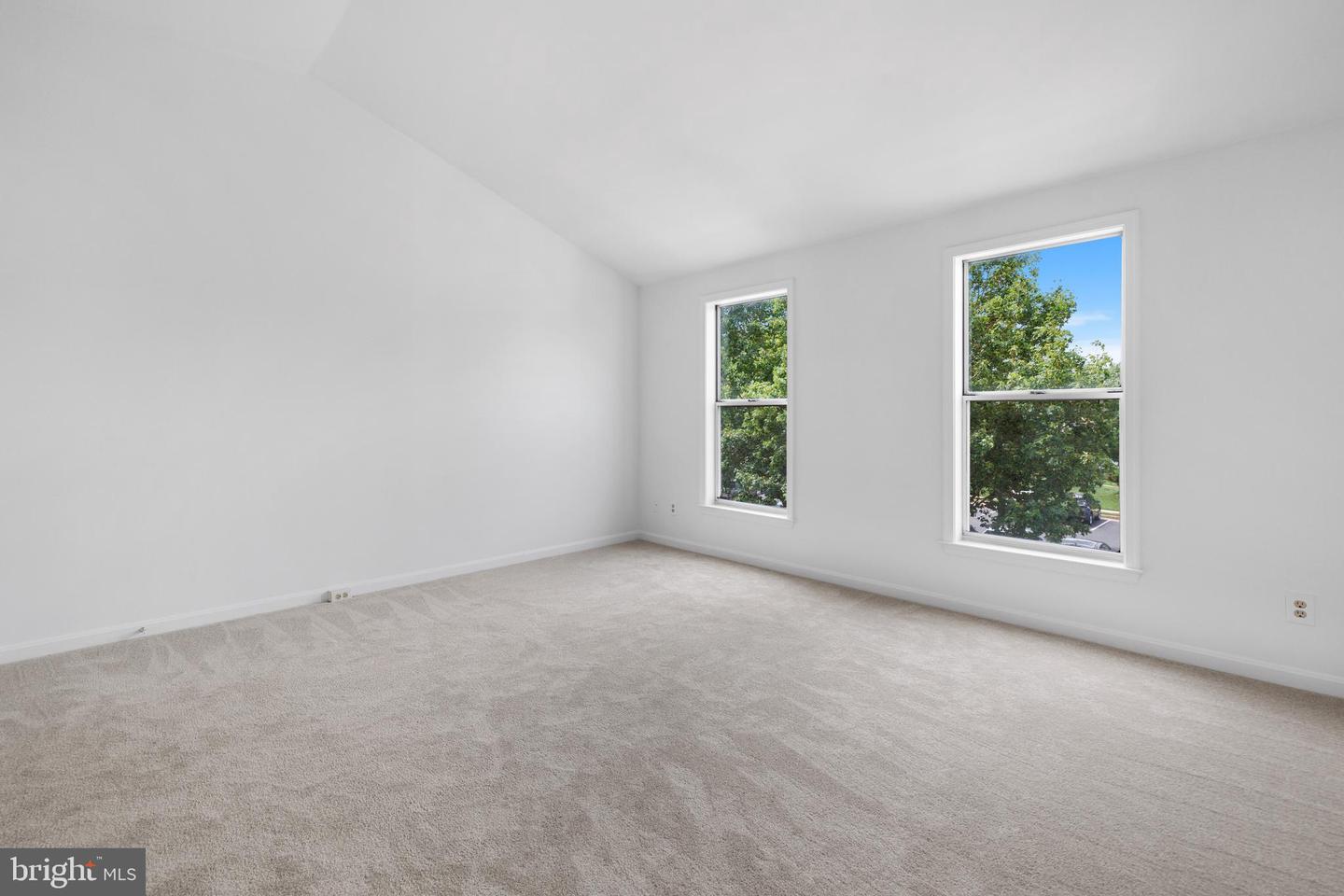 5840 WESCOTT HILLS WAY, ALEXANDRIA, Virginia 22315, 3 Bedrooms Bedrooms, ,2 BathroomsBathrooms,Residential,For sale,5840 WESCOTT HILLS WAY,VAFX2247210 MLS # VAFX2247210
