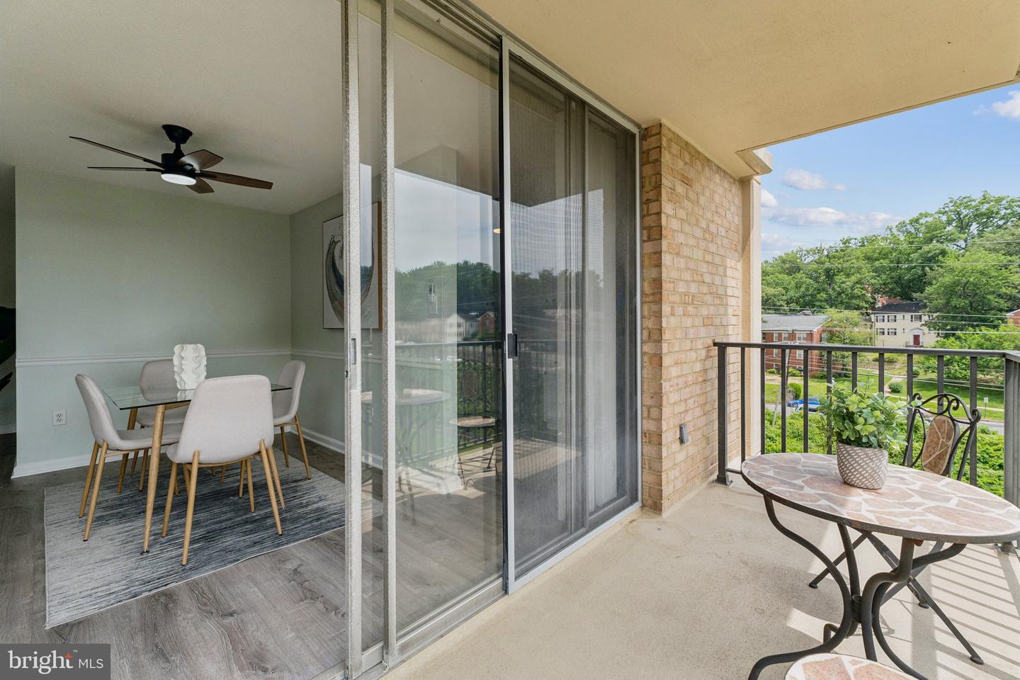 4600 S FOUR MILE RUN DR #526, ARLINGTON, Virginia 22204, 1 Bedroom Bedrooms, ,1 BathroomBathrooms,Residential,For sale,4600 S FOUR MILE RUN DR #526,VAAR2059208 MLS # VAAR2059208