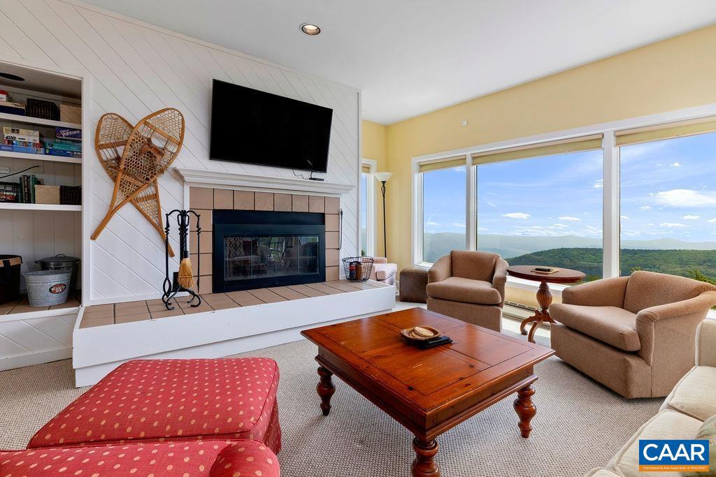 1643 OVERLOOK CONDOS #1643, WINTERGREEN RESORT, Virginia 22967, 2 Bedrooms Bedrooms, ,2 BathroomsBathrooms,Residential,For sale,1643 OVERLOOK CONDOS #1643,665675 MLS # 665675