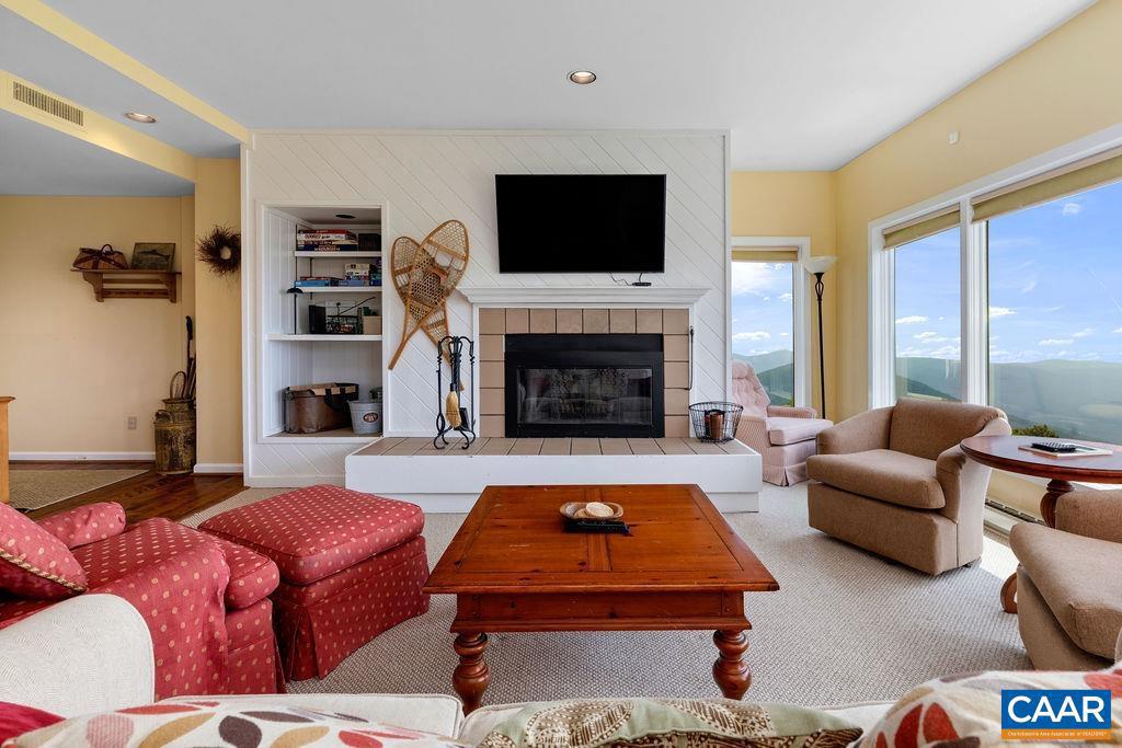 1643 OVERLOOK CONDOS #1643, WINTERGREEN RESORT, Virginia 22967, 2 Bedrooms Bedrooms, ,2 BathroomsBathrooms,Residential,For sale,1643 OVERLOOK CONDOS #1643,665675 MLS # 665675