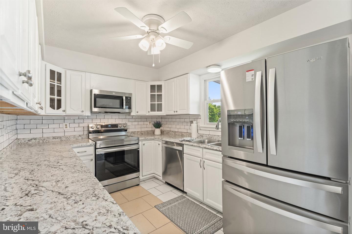 6829 CRESCENT RIDGE CT, BEALETON, Virginia 22712, 5 Bedrooms Bedrooms, ,3 BathroomsBathrooms,Residential,For sale,6829 CRESCENT RIDGE CT,VAFQ2017054 MLS # VAFQ2017054