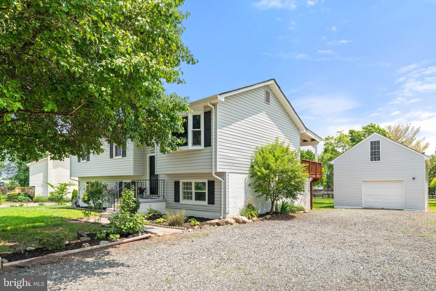 6829 CRESCENT RIDGE CT, BEALETON, Virginia 22712, 5 Bedrooms Bedrooms, ,3 BathroomsBathrooms,Residential,For sale,6829 CRESCENT RIDGE CT,VAFQ2017054 MLS # VAFQ2017054