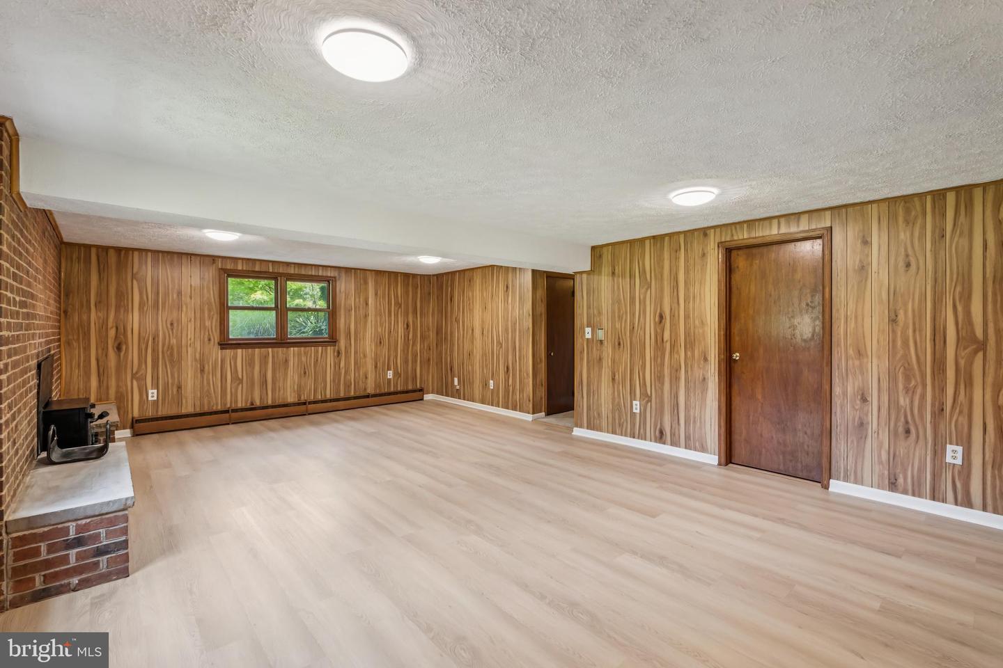 8030 KETTLE RUN CT, CATLETT, Virginia 20119, 4 Bedrooms Bedrooms, ,3 BathroomsBathrooms,Residential,For sale,8030 KETTLE RUN CT,VAFQ2017034 MLS # VAFQ2017034