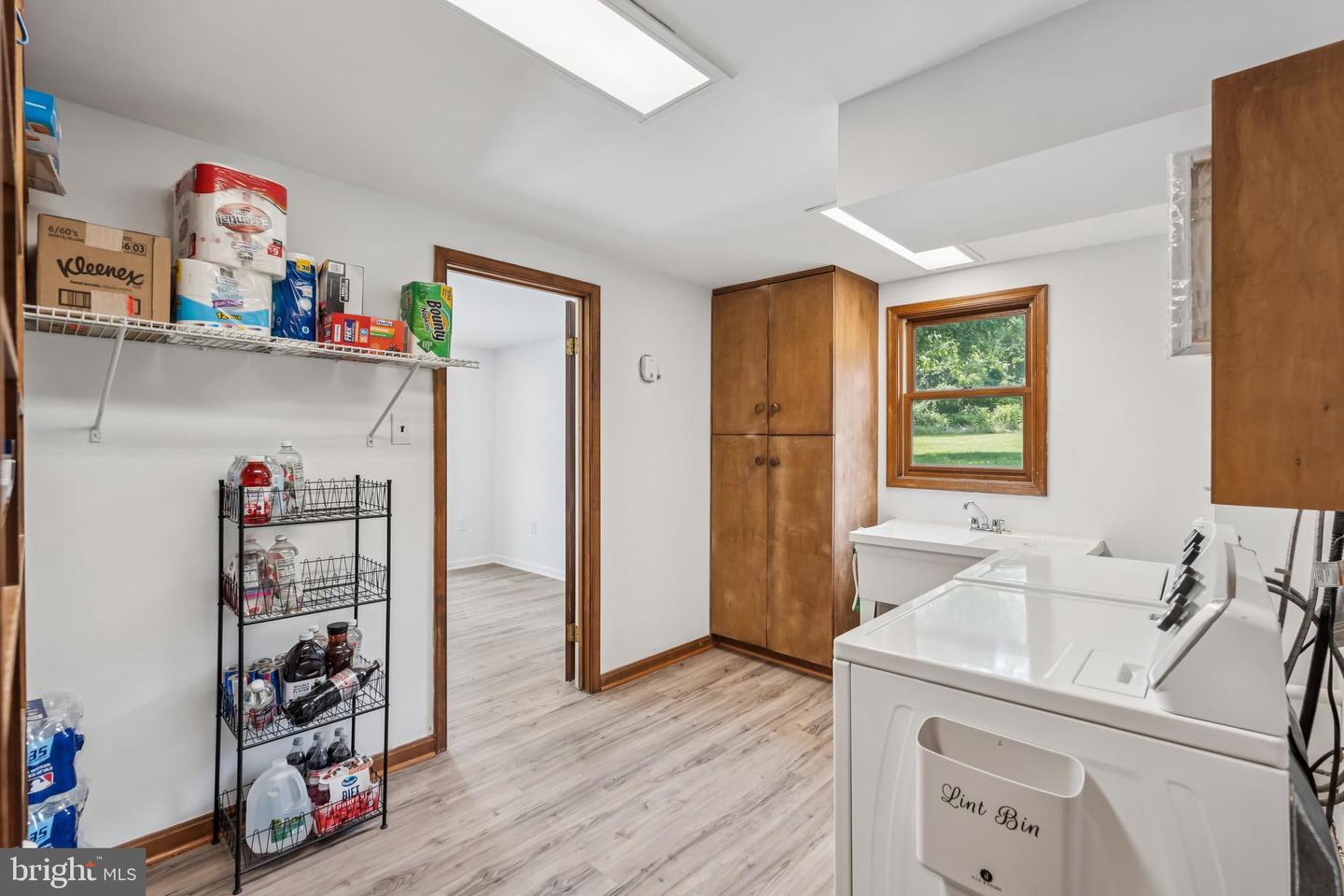 8030 KETTLE RUN CT, CATLETT, Virginia 20119, 4 Bedrooms Bedrooms, ,3 BathroomsBathrooms,Residential,For sale,8030 KETTLE RUN CT,VAFQ2017034 MLS # VAFQ2017034