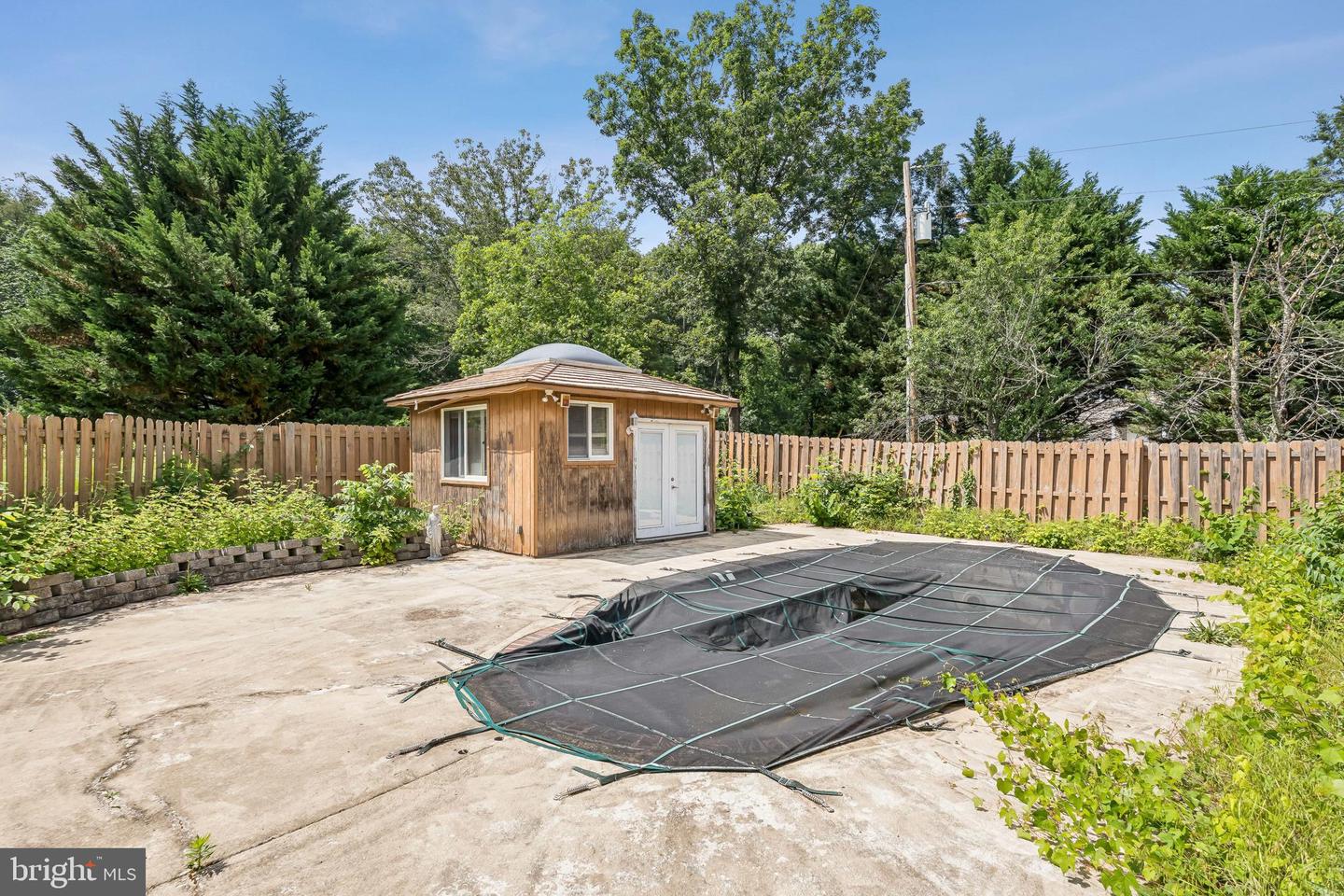 8030 KETTLE RUN CT, CATLETT, Virginia 20119, 4 Bedrooms Bedrooms, ,3 BathroomsBathrooms,Residential,For sale,8030 KETTLE RUN CT,VAFQ2017034 MLS # VAFQ2017034