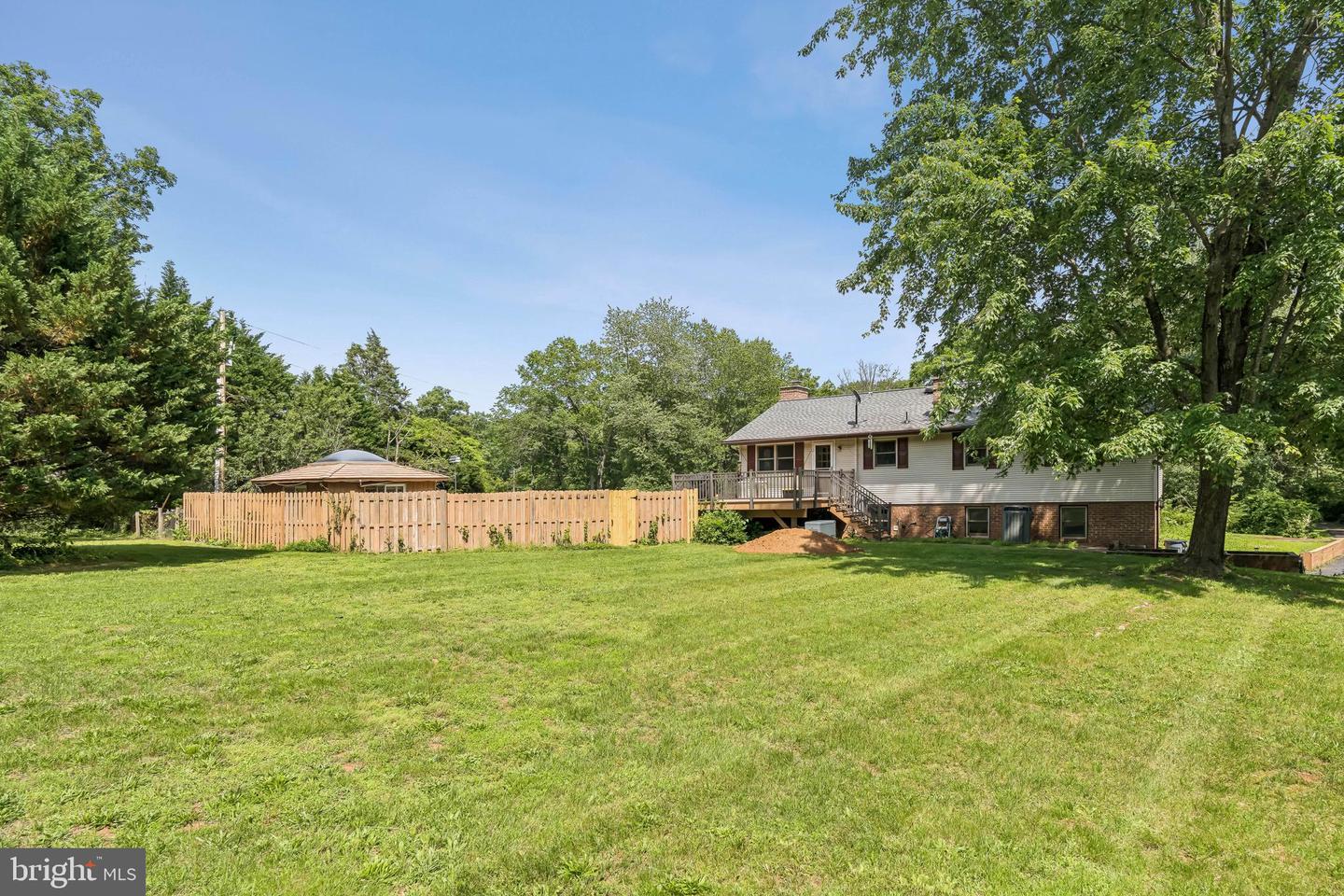 8030 KETTLE RUN CT, CATLETT, Virginia 20119, 4 Bedrooms Bedrooms, ,3 BathroomsBathrooms,Residential,For sale,8030 KETTLE RUN CT,VAFQ2017034 MLS # VAFQ2017034
