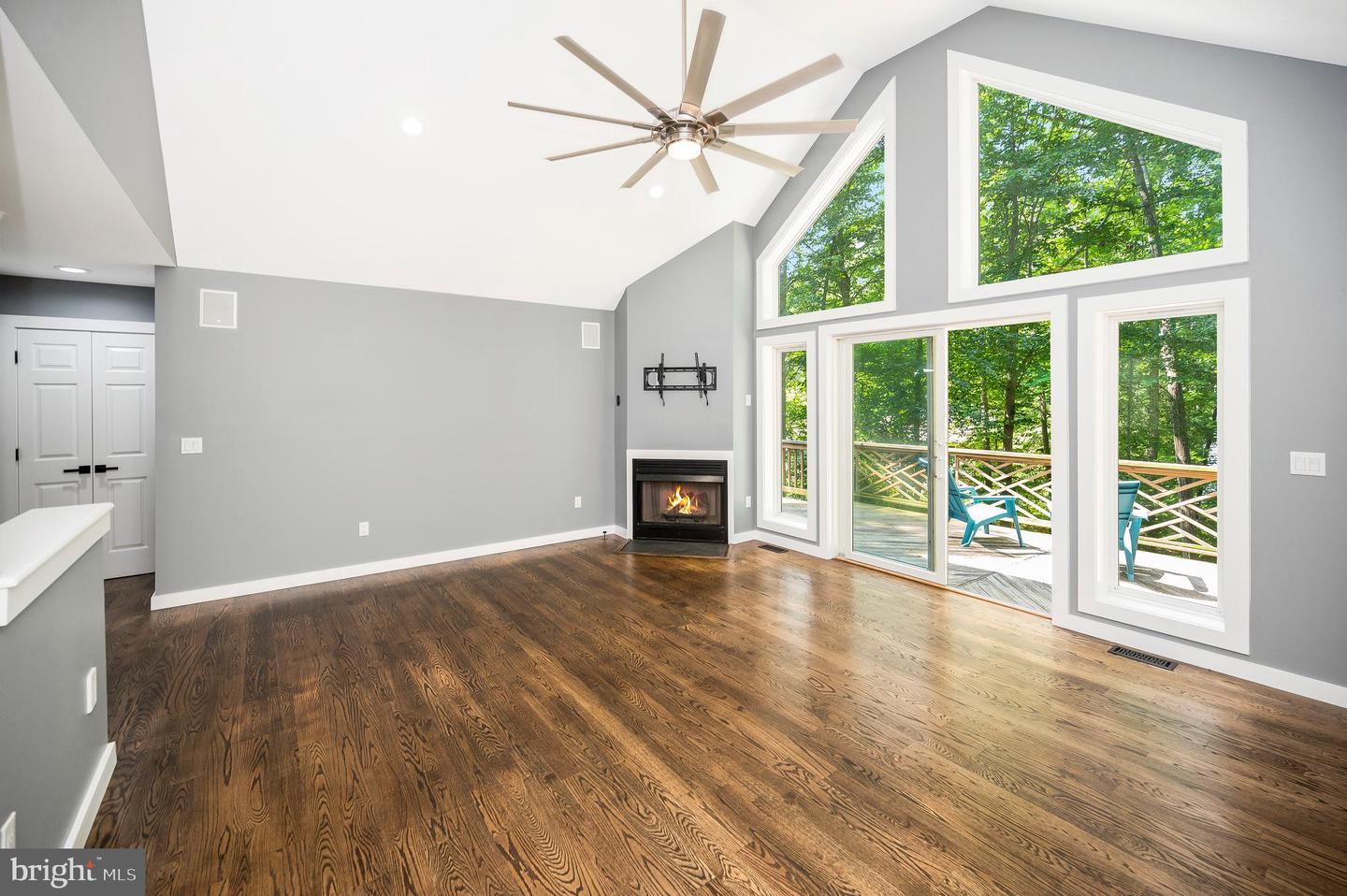 14906 LAUREL POINT LN, SPOTSYLVANIA, Virginia 22551, 4 Bedrooms Bedrooms, ,4 BathroomsBathrooms,Residential,For sale,14906 LAUREL POINT LN,VASP2033940 MLS # VASP2033940