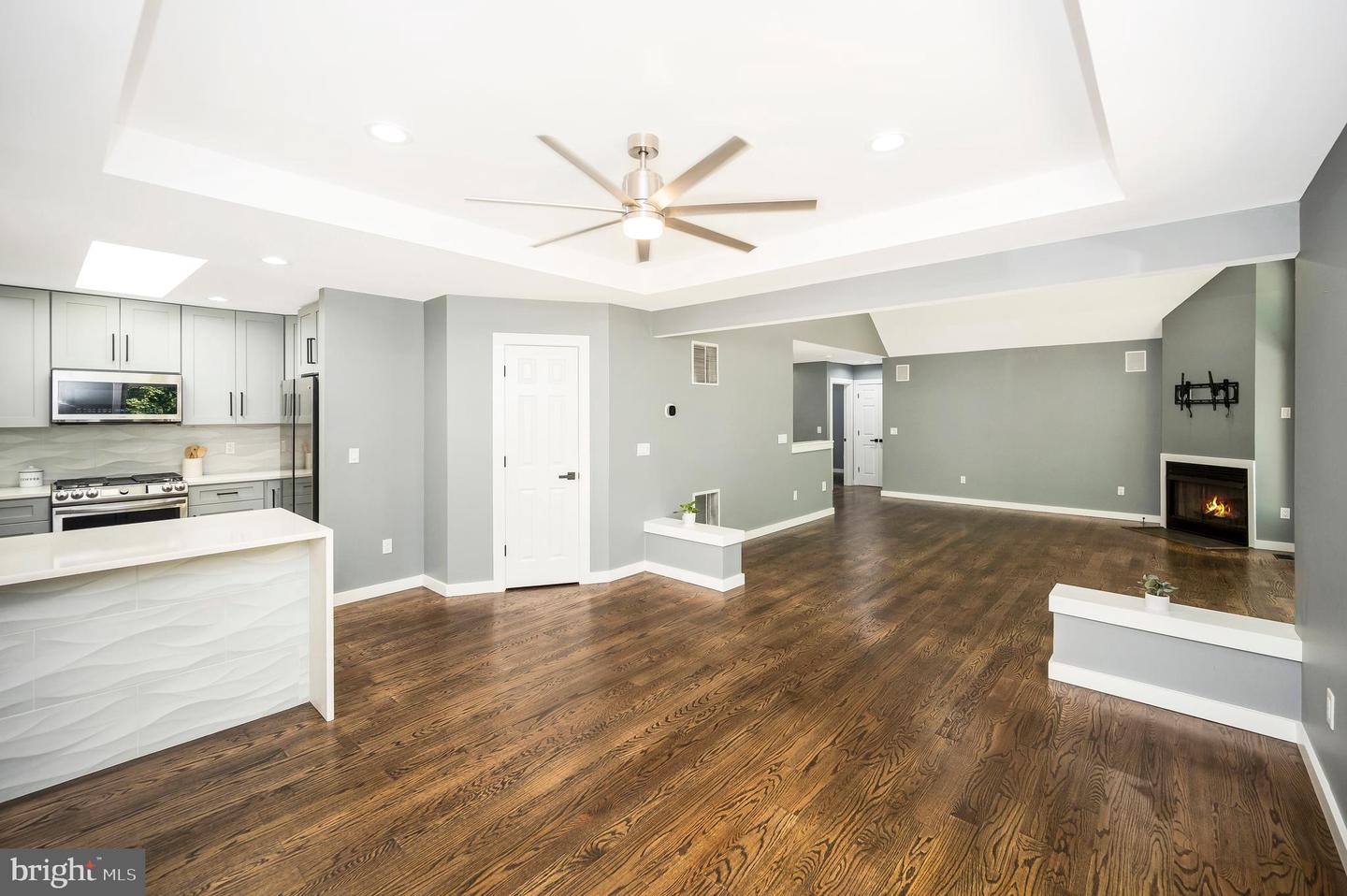 14906 LAUREL POINT LN, SPOTSYLVANIA, Virginia 22551, 4 Bedrooms Bedrooms, ,4 BathroomsBathrooms,Residential,For sale,14906 LAUREL POINT LN,VASP2033940 MLS # VASP2033940