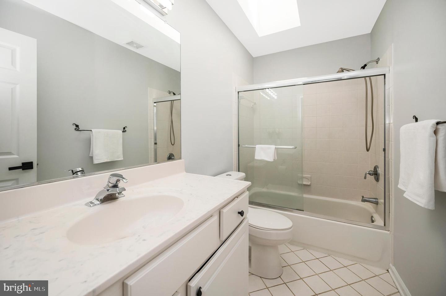 14906 LAUREL POINT LN, SPOTSYLVANIA, Virginia 22551, 4 Bedrooms Bedrooms, ,4 BathroomsBathrooms,Residential,For sale,14906 LAUREL POINT LN,VASP2033940 MLS # VASP2033940