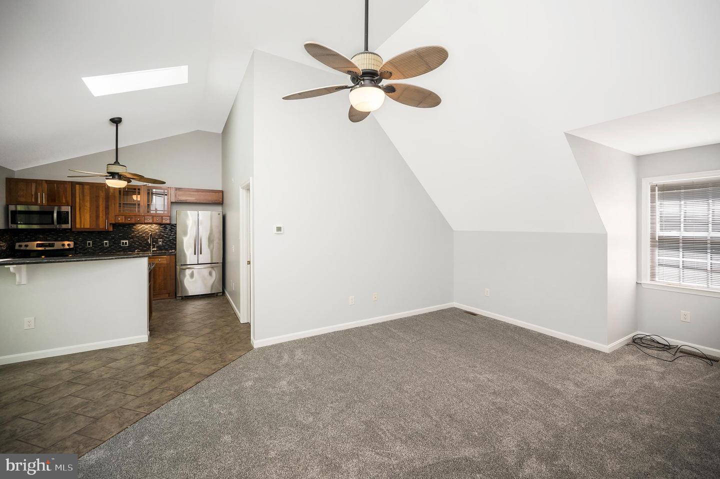 14906 LAUREL POINT LN, SPOTSYLVANIA, Virginia 22551, 4 Bedrooms Bedrooms, ,4 BathroomsBathrooms,Residential,For sale,14906 LAUREL POINT LN,VASP2033940 MLS # VASP2033940