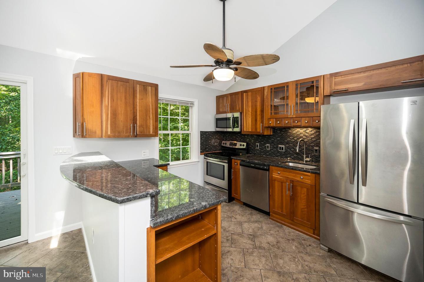 14906 LAUREL POINT LN, SPOTSYLVANIA, Virginia 22551, 4 Bedrooms Bedrooms, ,4 BathroomsBathrooms,Residential,For sale,14906 LAUREL POINT LN,VASP2033940 MLS # VASP2033940