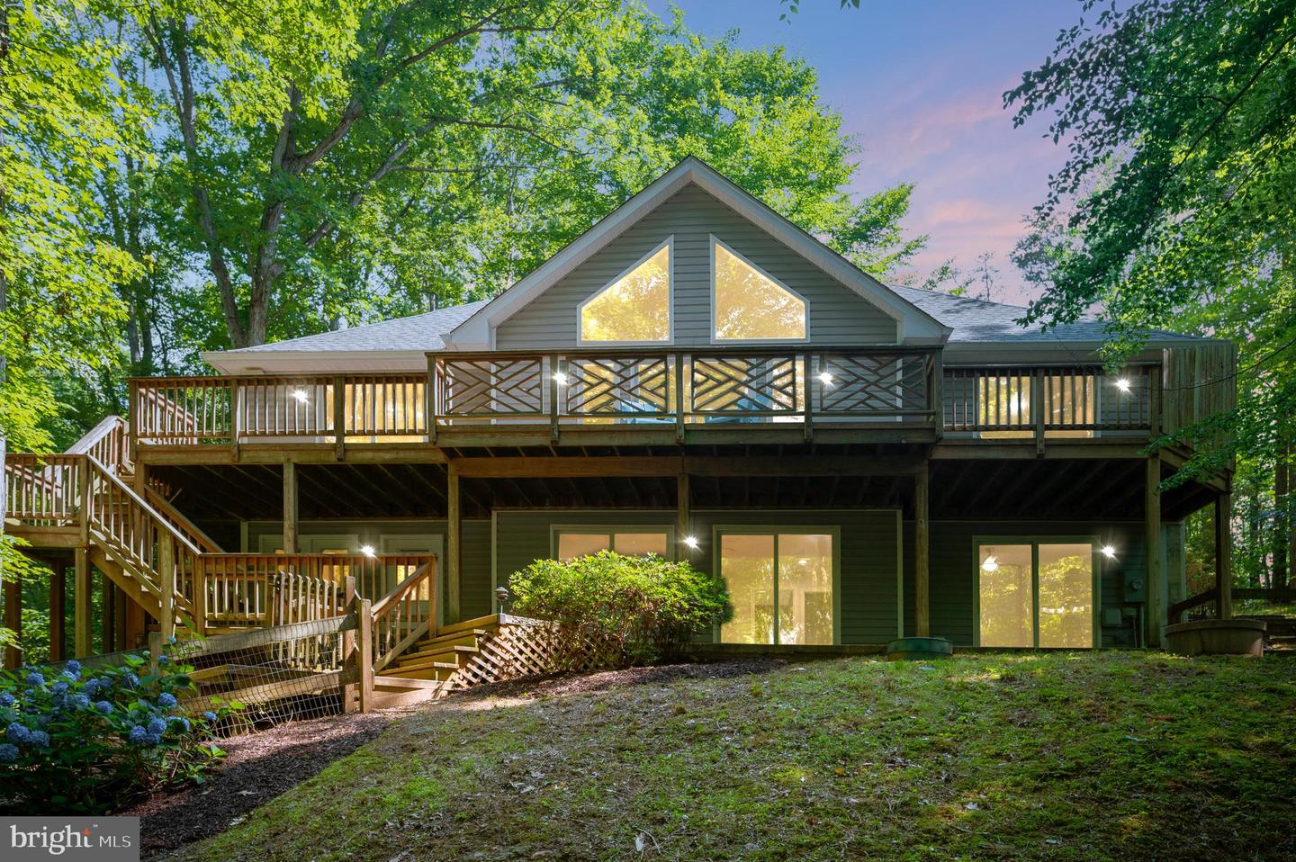 14906 LAUREL POINT LN, SPOTSYLVANIA, Virginia 22551, 4 Bedrooms Bedrooms, ,4 BathroomsBathrooms,Residential,For sale,14906 LAUREL POINT LN,VASP2033940 MLS # VASP2033940