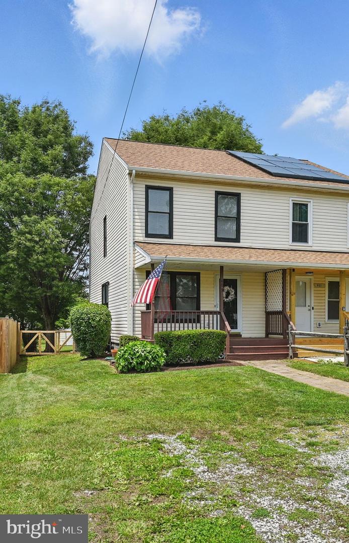 403 S 11TH ST, PURCELLVILLE, Virginia 20132, 3 Bedrooms Bedrooms, ,1 BathroomBathrooms,Residential,For sale,403 S 11TH ST,VALO2099510 MLS # VALO2099510