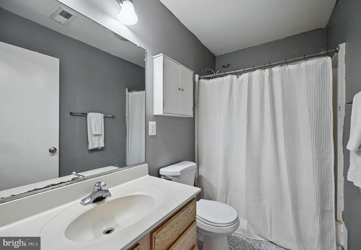 403 S 11TH ST, PURCELLVILLE, Virginia 20132, 3 Bedrooms Bedrooms, ,1 BathroomBathrooms,Residential,For sale,403 S 11TH ST,VALO2099510 MLS # VALO2099510