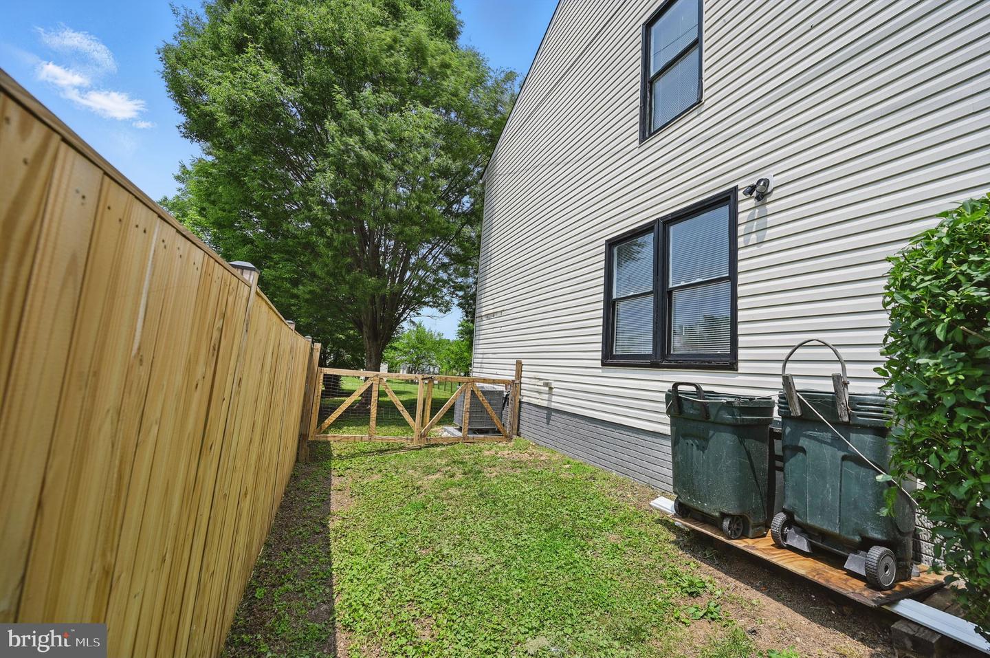 403 S 11TH ST, PURCELLVILLE, Virginia 20132, 3 Bedrooms Bedrooms, ,1 BathroomBathrooms,Residential,For sale,403 S 11TH ST,VALO2099510 MLS # VALO2099510