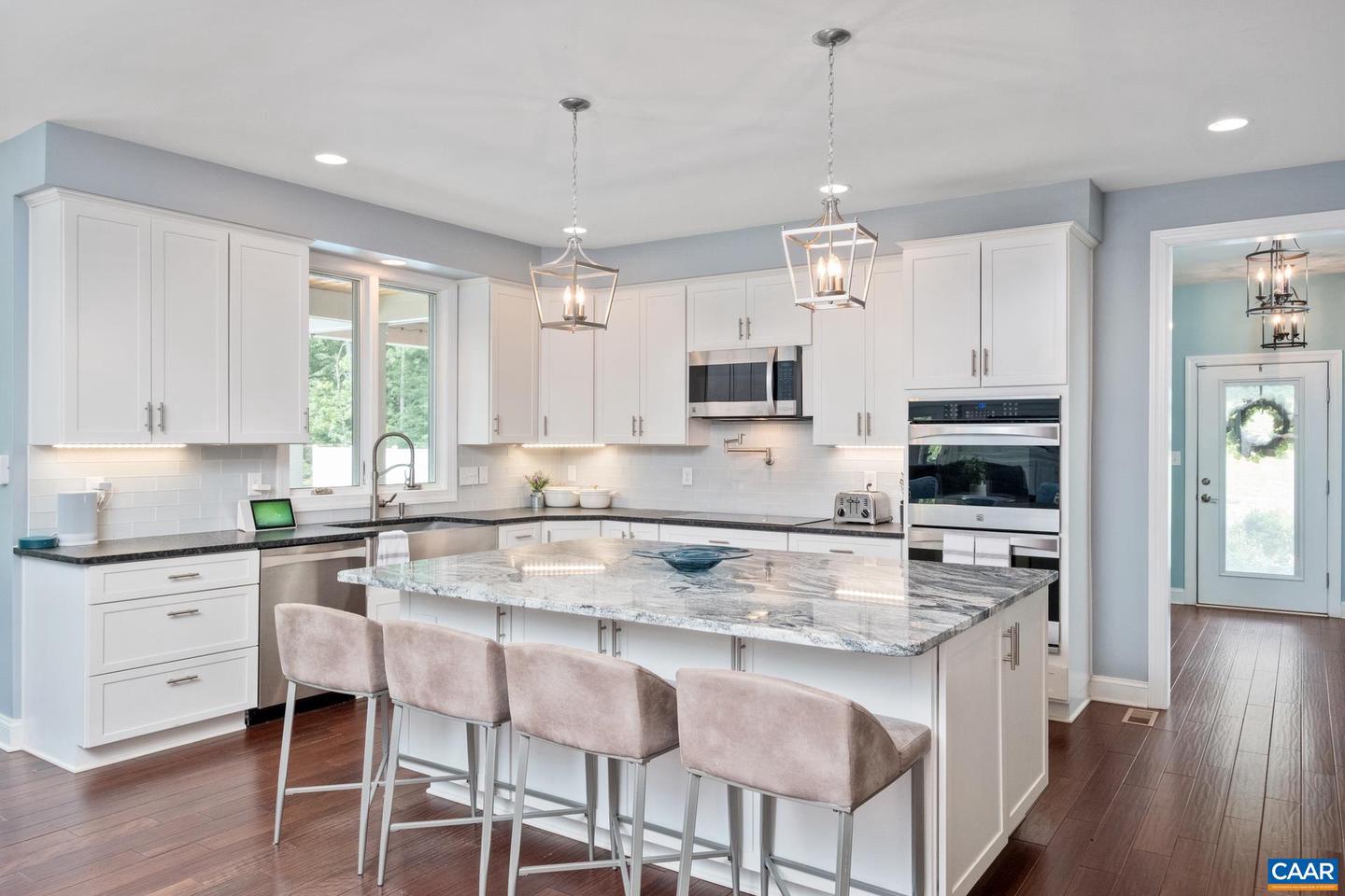 3288 HARDWARE RIVER RD, CHARLOTTESVILLE, Virginia 22903, 6 Bedrooms Bedrooms, ,4 BathroomsBathrooms,Residential,For sale,3288 HARDWARE RIVER RD,665702 MLS # 665702