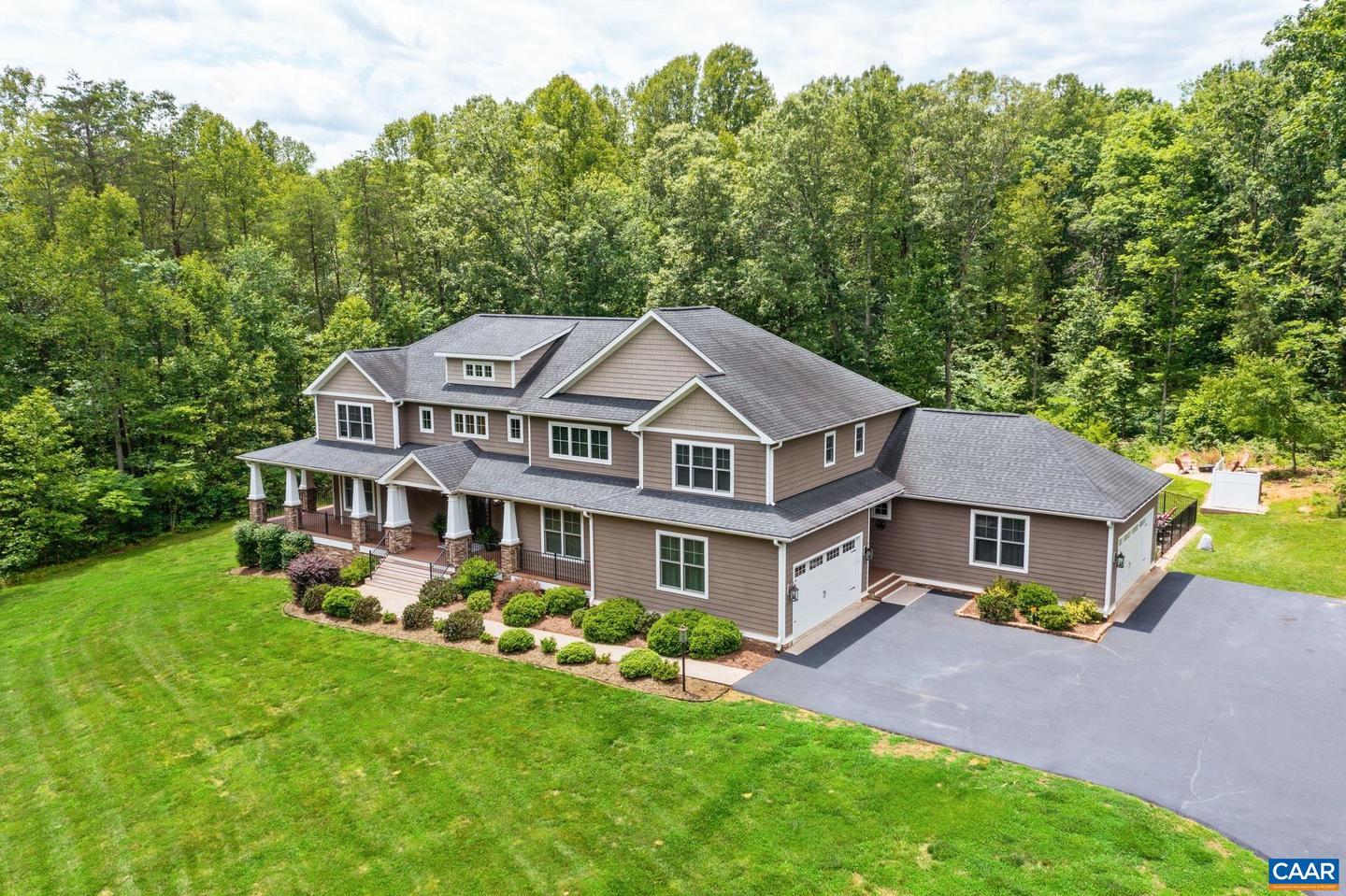 3288 HARDWARE RIVER RD, CHARLOTTESVILLE, Virginia 22903, 6 Bedrooms Bedrooms, ,4 BathroomsBathrooms,Residential,For sale,3288 HARDWARE RIVER RD,665702 MLS # 665702
