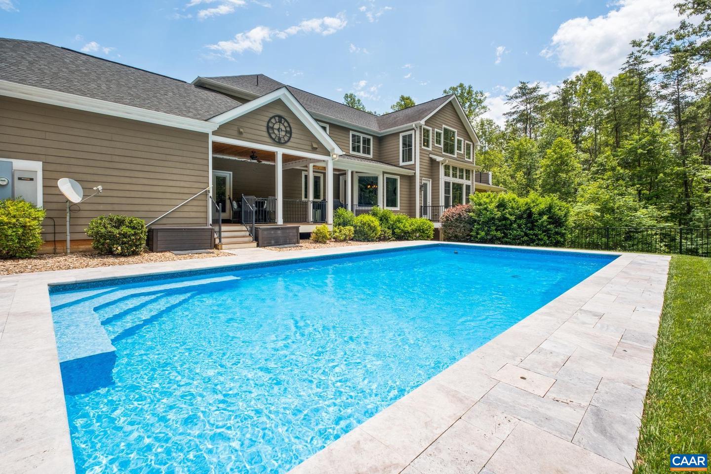 3288 HARDWARE RIVER RD, CHARLOTTESVILLE, Virginia 22903, 6 Bedrooms Bedrooms, ,4 BathroomsBathrooms,Residential,For sale,3288 HARDWARE RIVER RD,665702 MLS # 665702