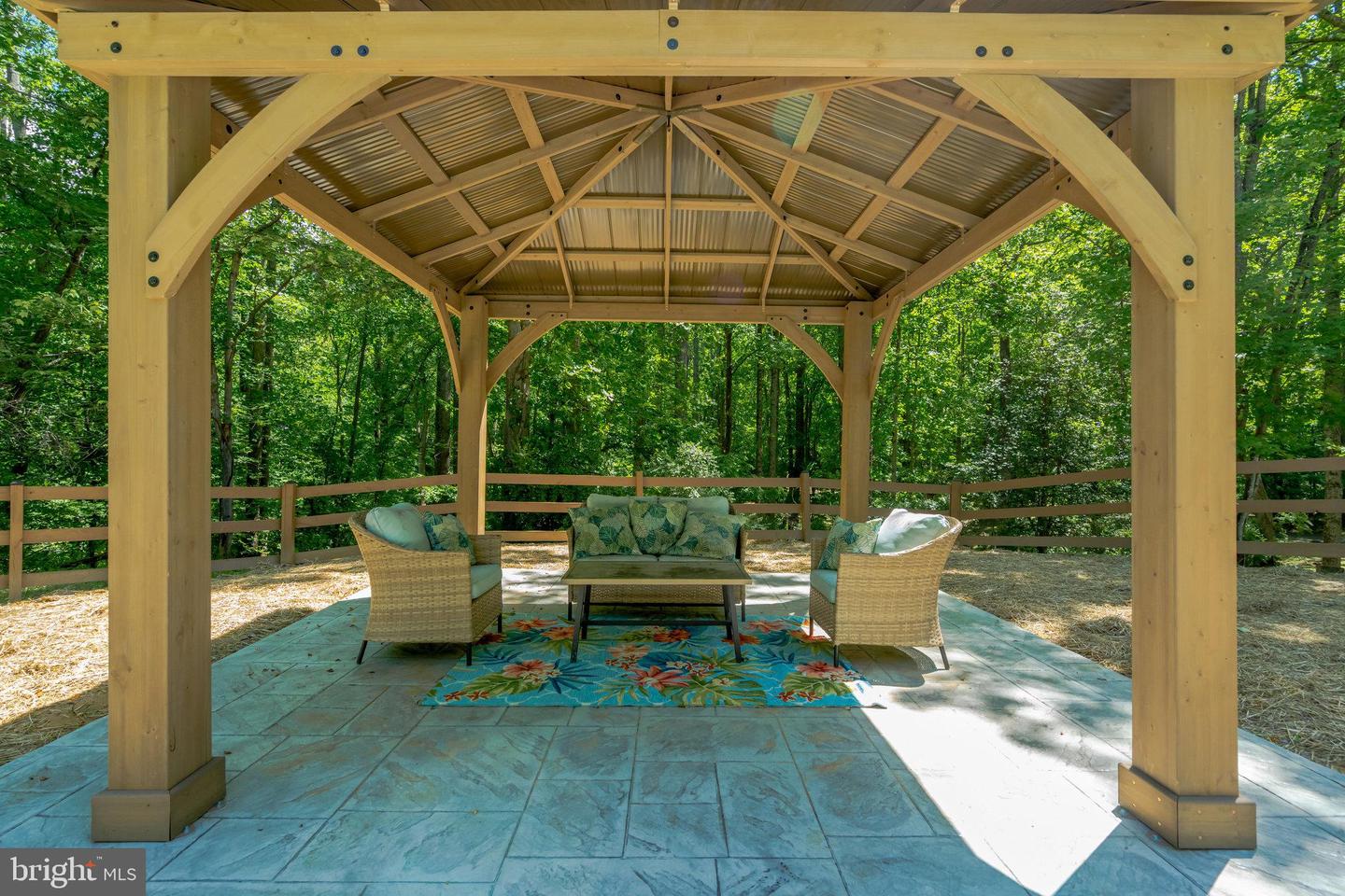 7807 WILLOWBROOK RD, FAIRFAX STATION, Virginia 22039, 4 Bedrooms Bedrooms, ,5 BathroomsBathrooms,Residential,For sale,7807 WILLOWBROOK RD,VAFX2247222 MLS # VAFX2247222