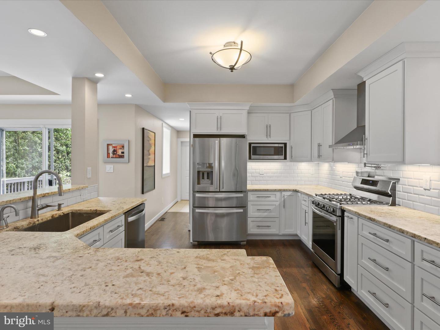 2646 WOODLEY PL, FALLS CHURCH, Virginia 22046, 5 Bedrooms Bedrooms, ,4 BathroomsBathrooms,Residential,For sale,2646 WOODLEY PL,VAFX2247296 MLS # VAFX2247296