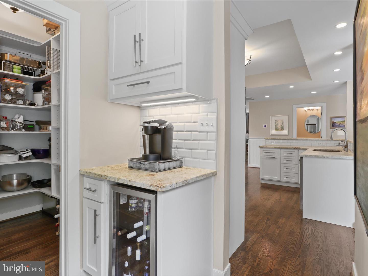2646 WOODLEY PL, FALLS CHURCH, Virginia 22046, 5 Bedrooms Bedrooms, ,4 BathroomsBathrooms,Residential,For sale,2646 WOODLEY PL,VAFX2247296 MLS # VAFX2247296