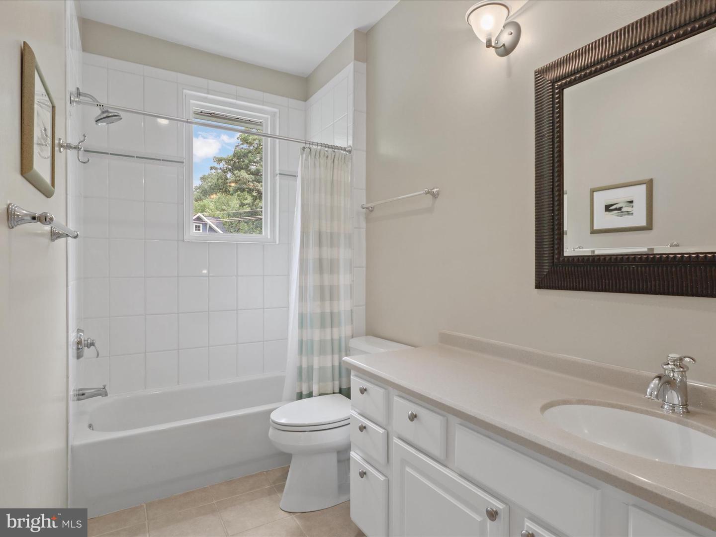 2646 WOODLEY PL, FALLS CHURCH, Virginia 22046, 5 Bedrooms Bedrooms, ,4 BathroomsBathrooms,Residential,For sale,2646 WOODLEY PL,VAFX2247296 MLS # VAFX2247296