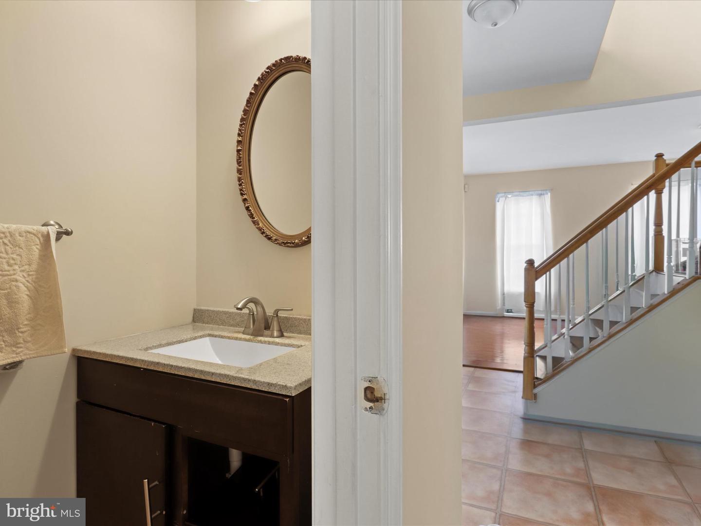 2516 JAMES MAURY DR, HERNDON, Virginia 20171, 3 Bedrooms Bedrooms, 3 Rooms Rooms,4 BathroomsBathrooms,Residential,For sale,2516 JAMES MAURY DR,VAFX2247298 MLS # VAFX2247298