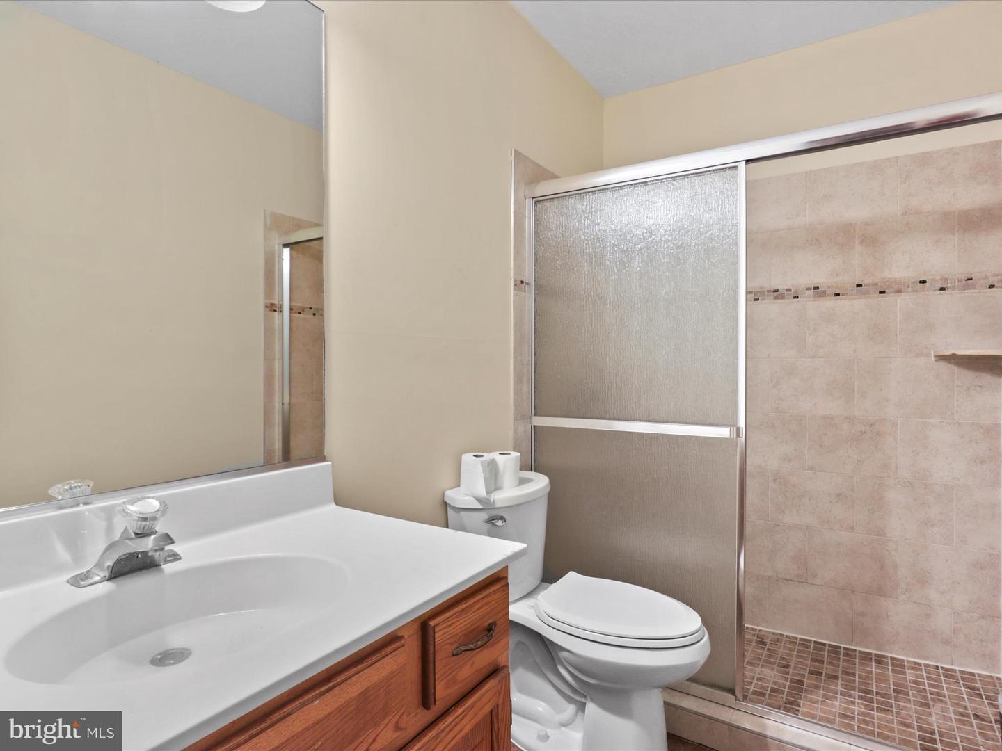 2516 JAMES MAURY DR, HERNDON, Virginia 20171, 3 Bedrooms Bedrooms, 3 Rooms Rooms,4 BathroomsBathrooms,Residential,For sale,2516 JAMES MAURY DR,VAFX2247298 MLS # VAFX2247298