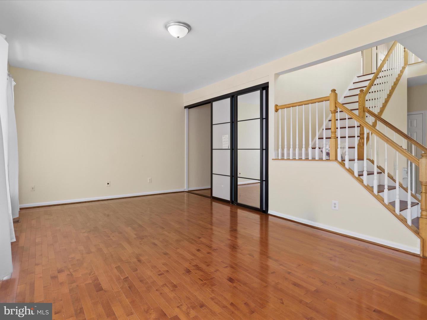 2516 JAMES MAURY DR, HERNDON, Virginia 20171, 3 Bedrooms Bedrooms, 3 Rooms Rooms,4 BathroomsBathrooms,Residential,For sale,2516 JAMES MAURY DR,VAFX2247298 MLS # VAFX2247298