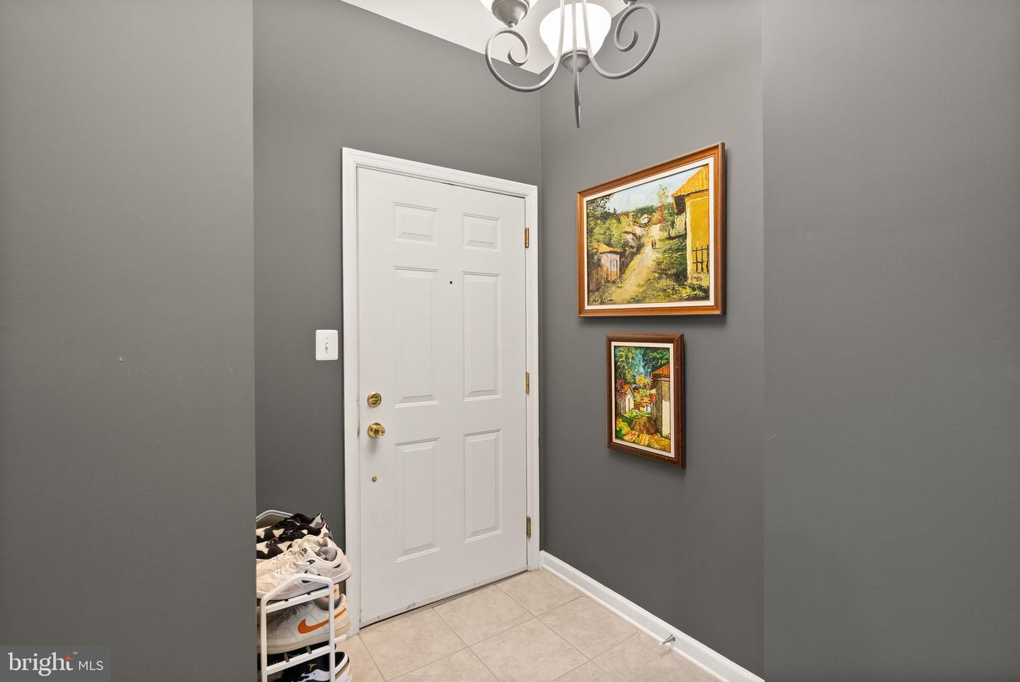 9710 HANDERSON PL #UNIT 1, MANASSAS PARK, Virginia 20111, 2 Bedrooms Bedrooms, 7 Rooms Rooms,2 BathroomsBathrooms,Residential,For sale,9710 HANDERSON PL #UNIT 1,VAMP2003114 MLS # VAMP2003114