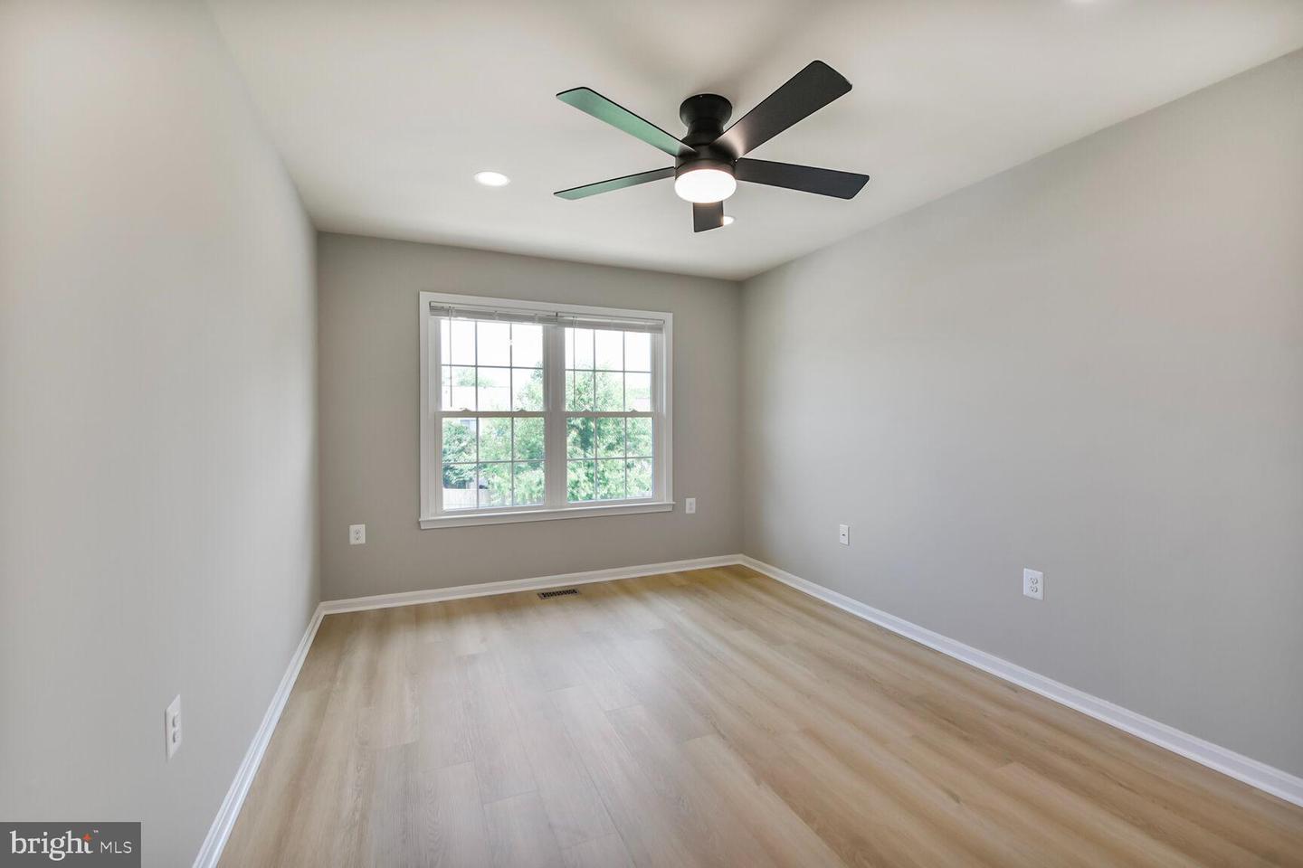 982 BRANCH DR, HERNDON, Virginia 20170, 4 Bedrooms Bedrooms, ,3 BathroomsBathrooms,Residential,For sale,982 BRANCH DR,VAFX2247308 MLS # VAFX2247308