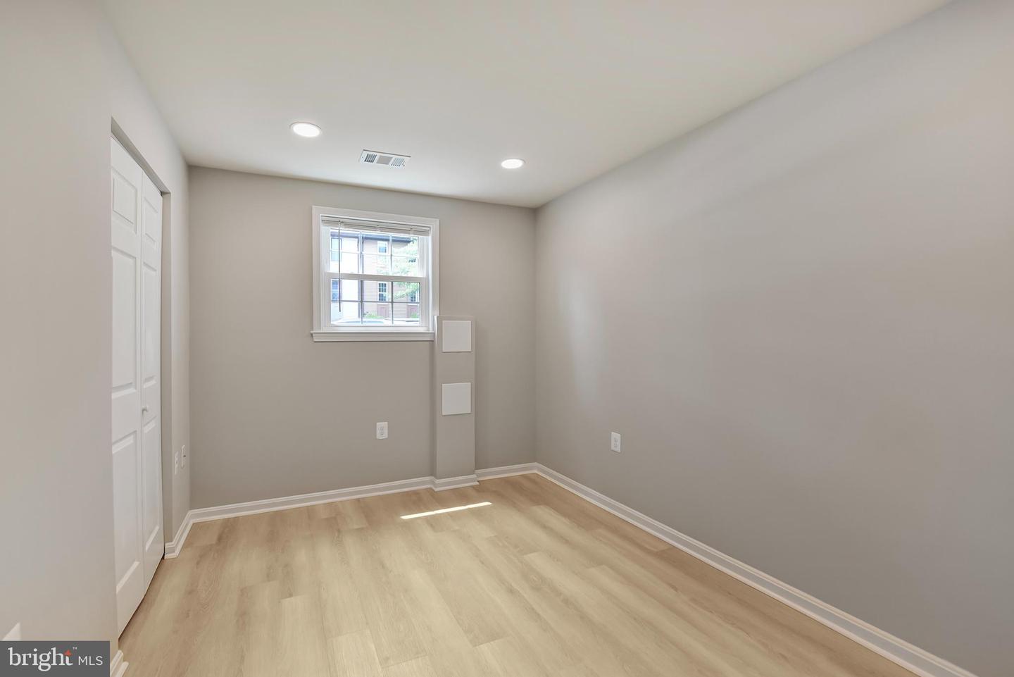 982 BRANCH DR, HERNDON, Virginia 20170, 4 Bedrooms Bedrooms, ,3 BathroomsBathrooms,Residential,For sale,982 BRANCH DR,VAFX2247308 MLS # VAFX2247308