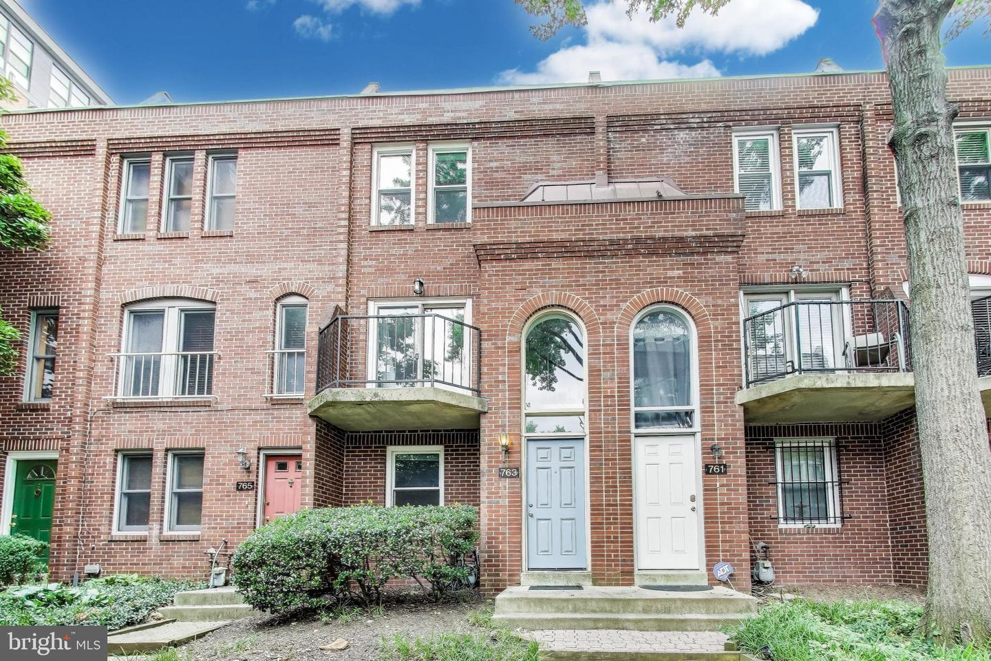 763 3RD ST NE, WASHINGTON, District Of Columbia 20002, 3 Bedrooms Bedrooms, ,2 BathroomsBathrooms,Residential,For sale,763 3RD ST NE,DCDC2205616 MLS # DCDC2205616
