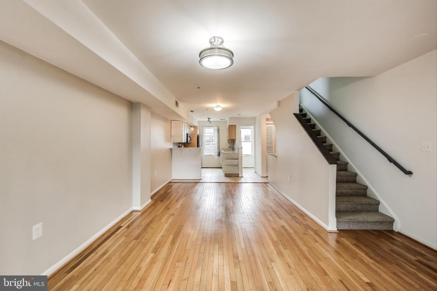 763 3RD ST NE, WASHINGTON, District Of Columbia 20002, 3 Bedrooms Bedrooms, ,2 BathroomsBathrooms,Residential,For sale,763 3RD ST NE,DCDC2205616 MLS # DCDC2205616